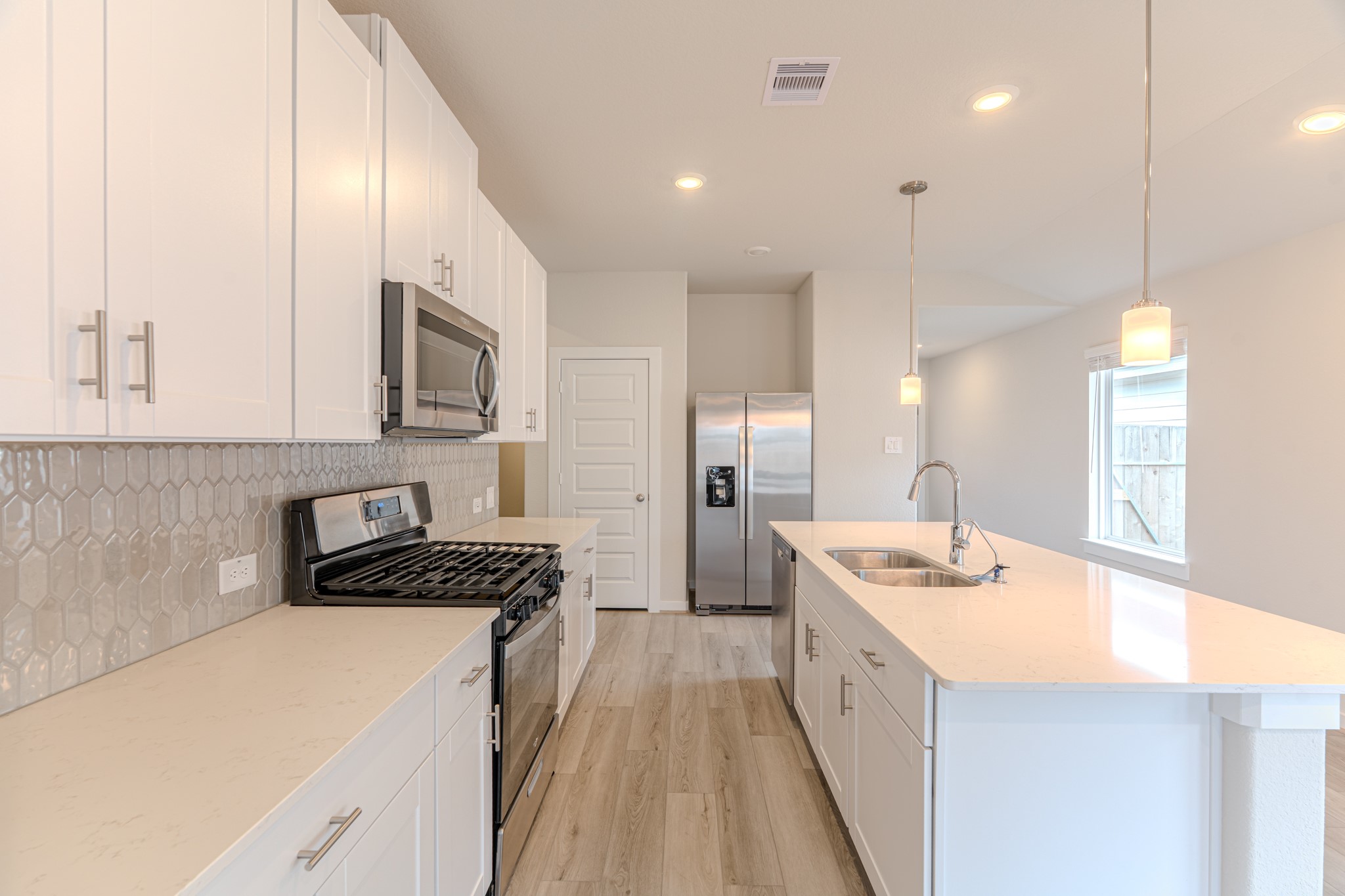 16977 Juniper Blossom Bend Property Photo 20