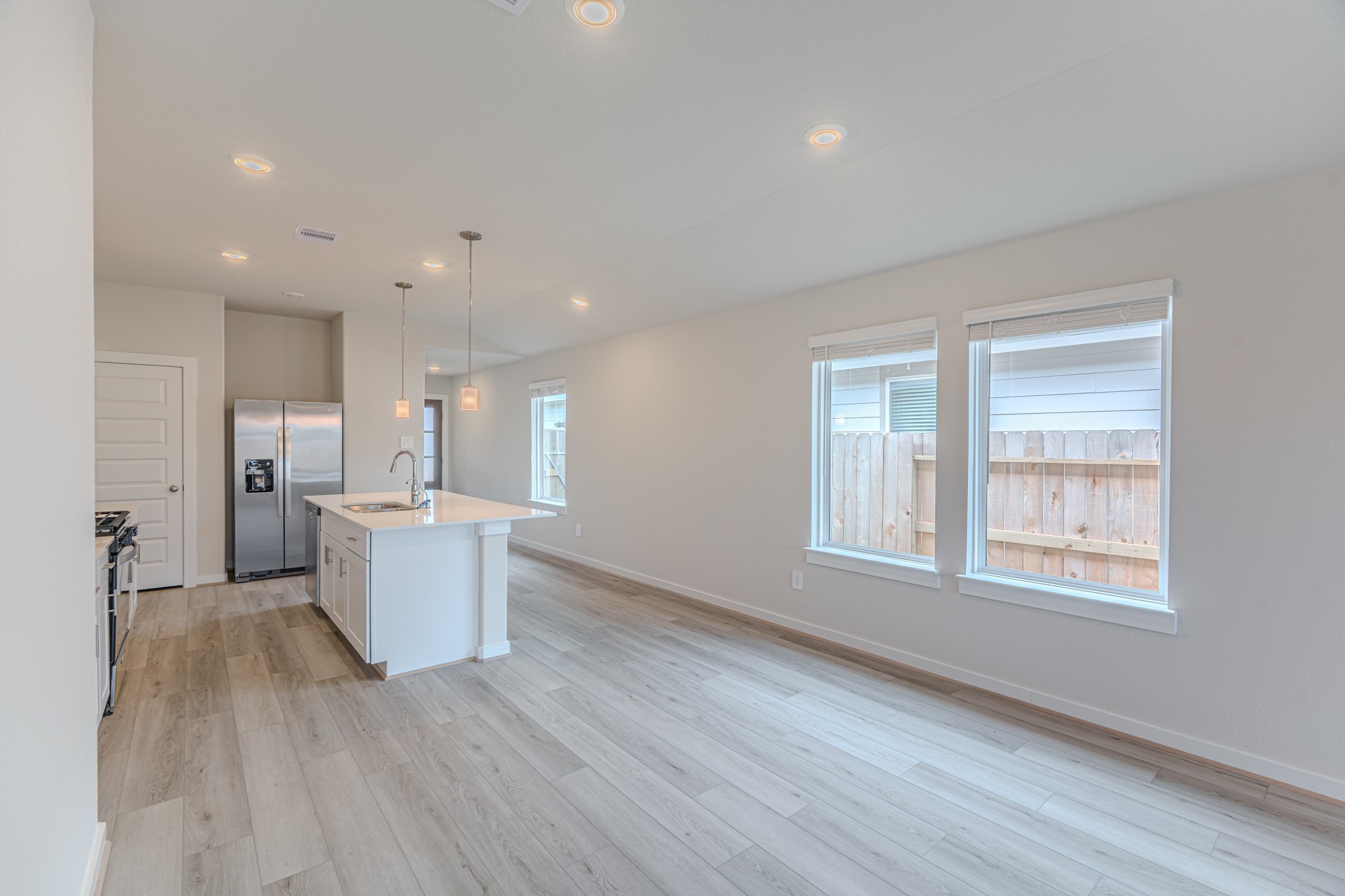 16977 Juniper Blossom Bend Property Photo 25