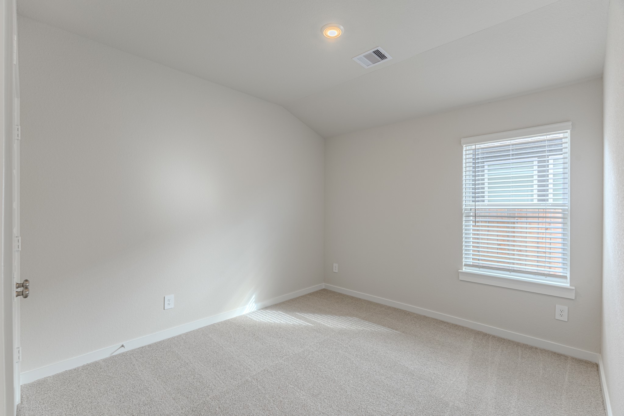16977 Juniper Blossom Bend Property Photo 38