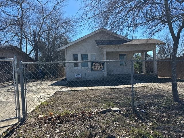 2334 Aransas Avenue Property Photo 2