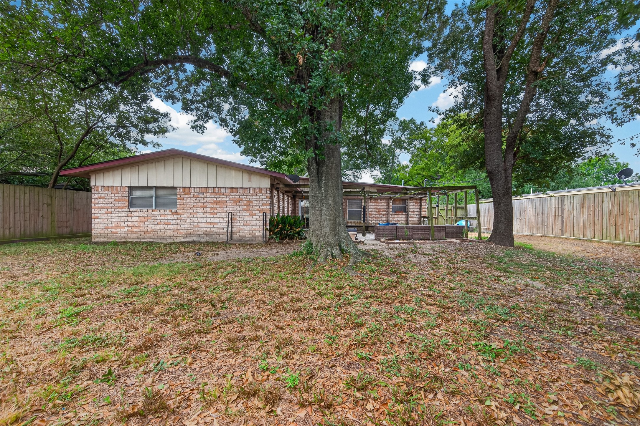 9550 Fairdale Lane Property Photo 29