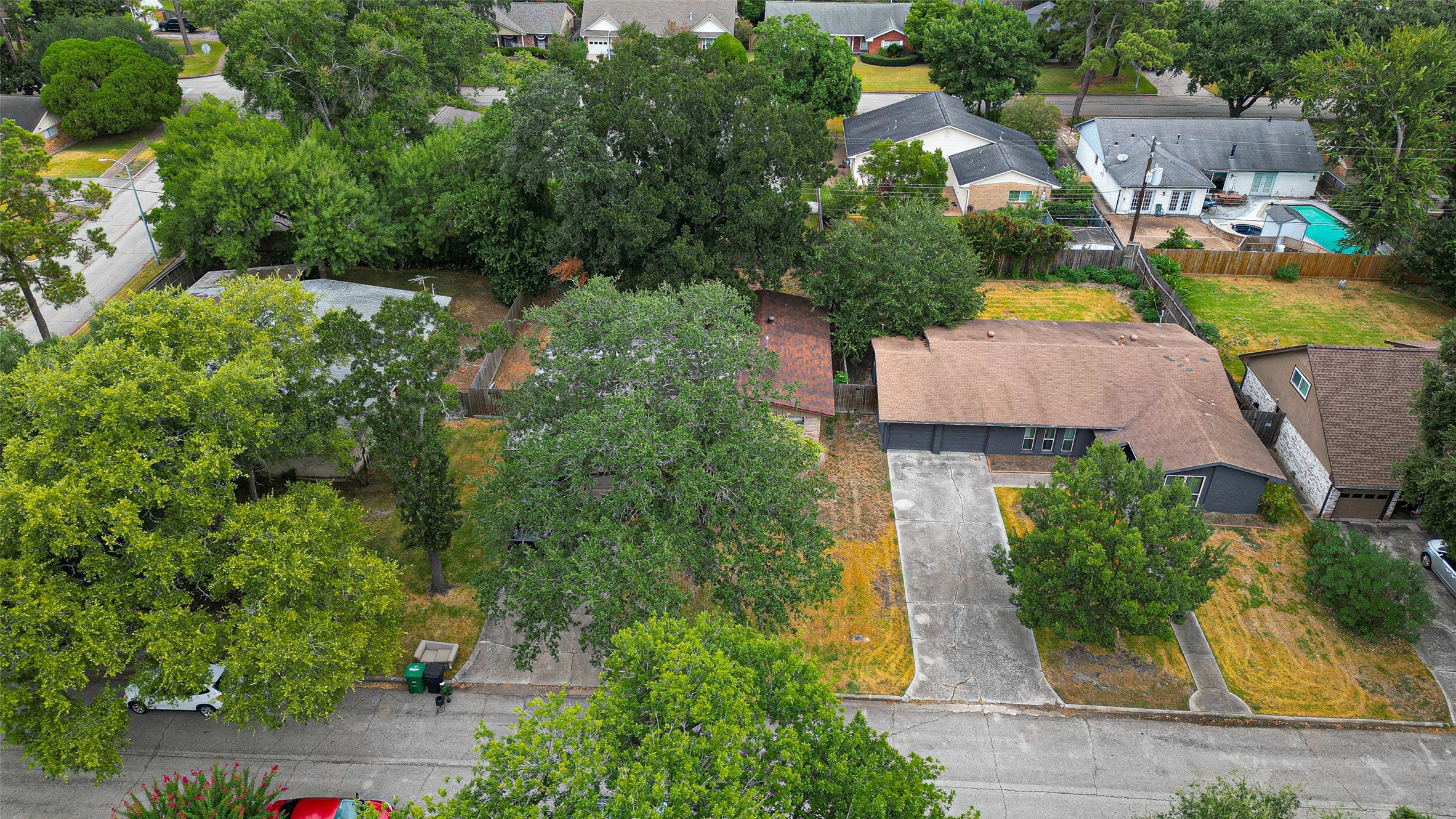 9550 Fairdale Lane Property Photo 31