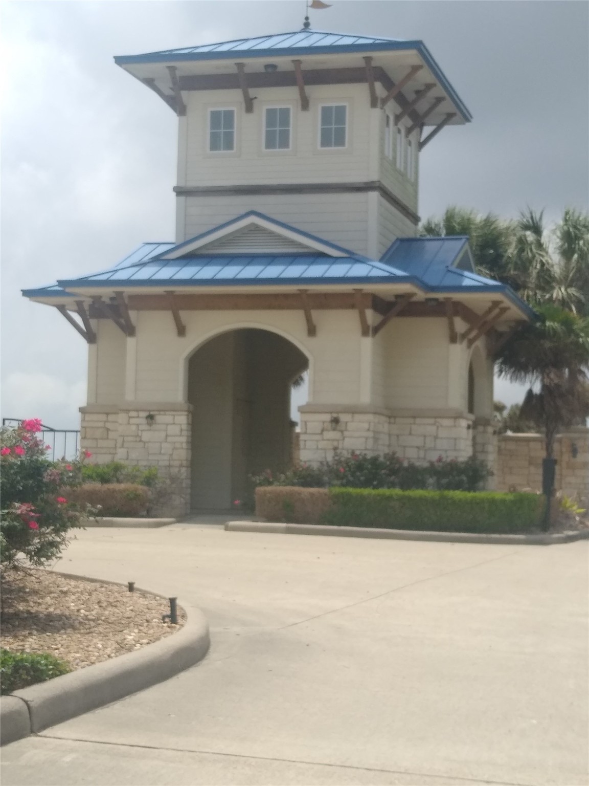 2972 Palacios Bay Drive Property Photo 2