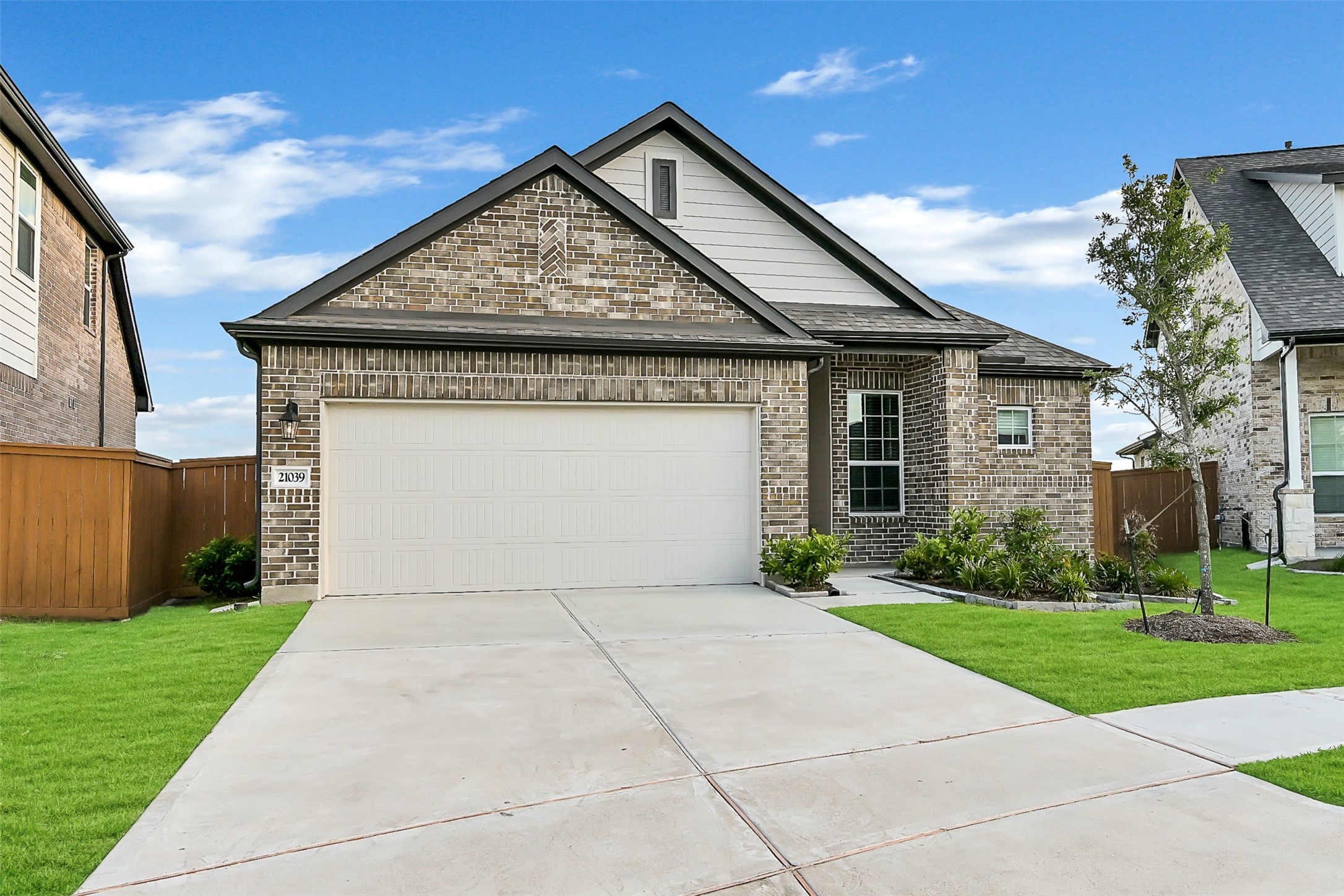 21039 Treasure Gate Lane Property Photo 1