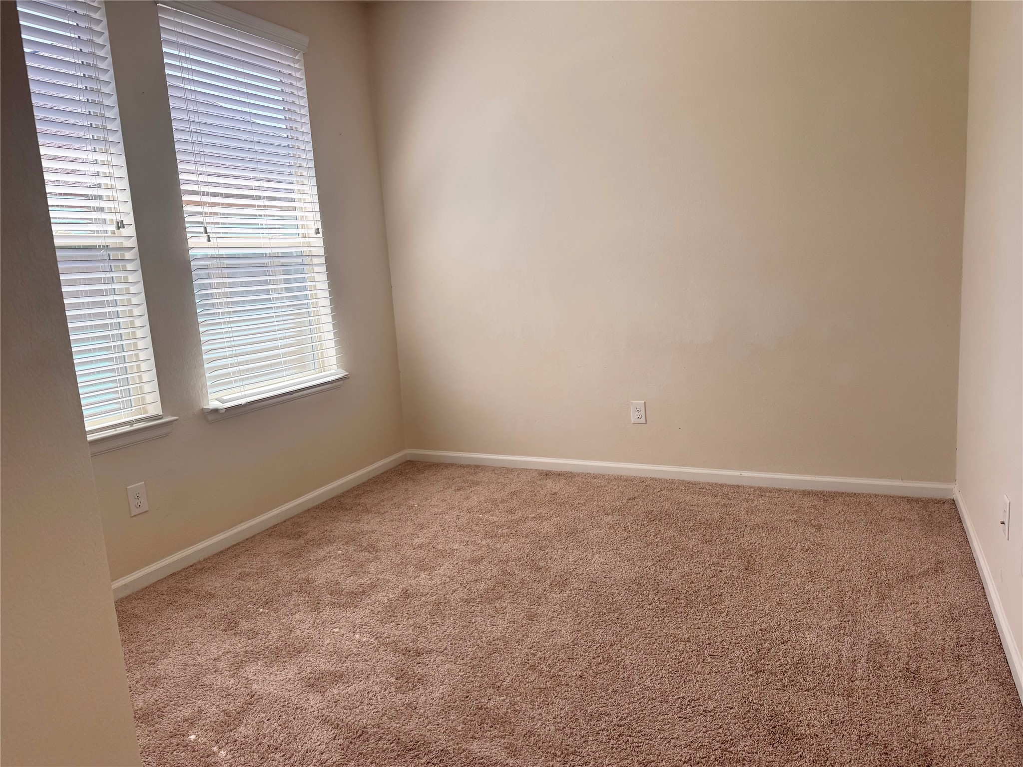 10009 Spring Shadows Park Circle Property Photo 17