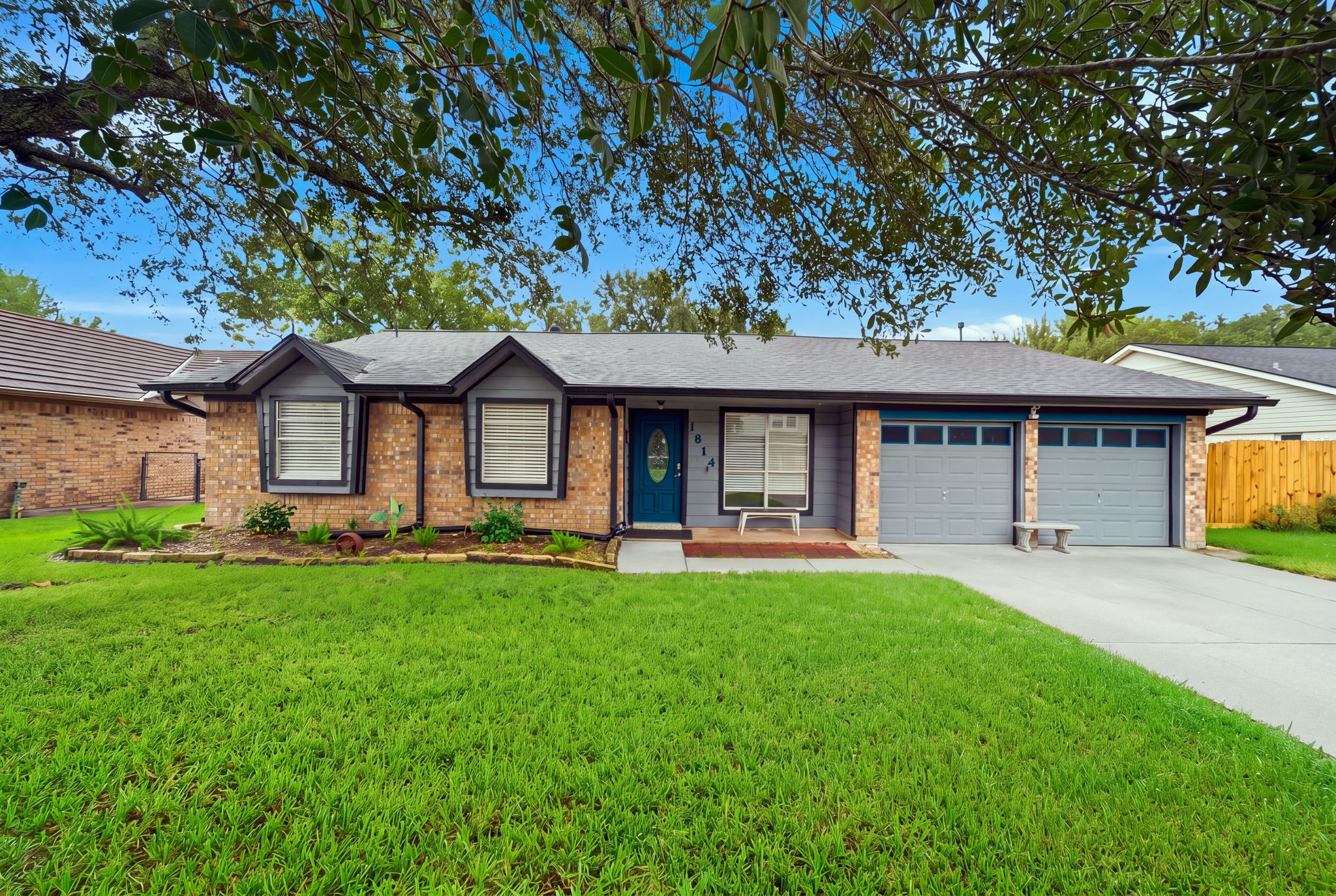 1814 Crooked Creek Lane Property Photo 4