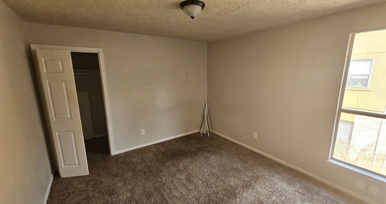 21431 Park Mount Drive Property Photo 21