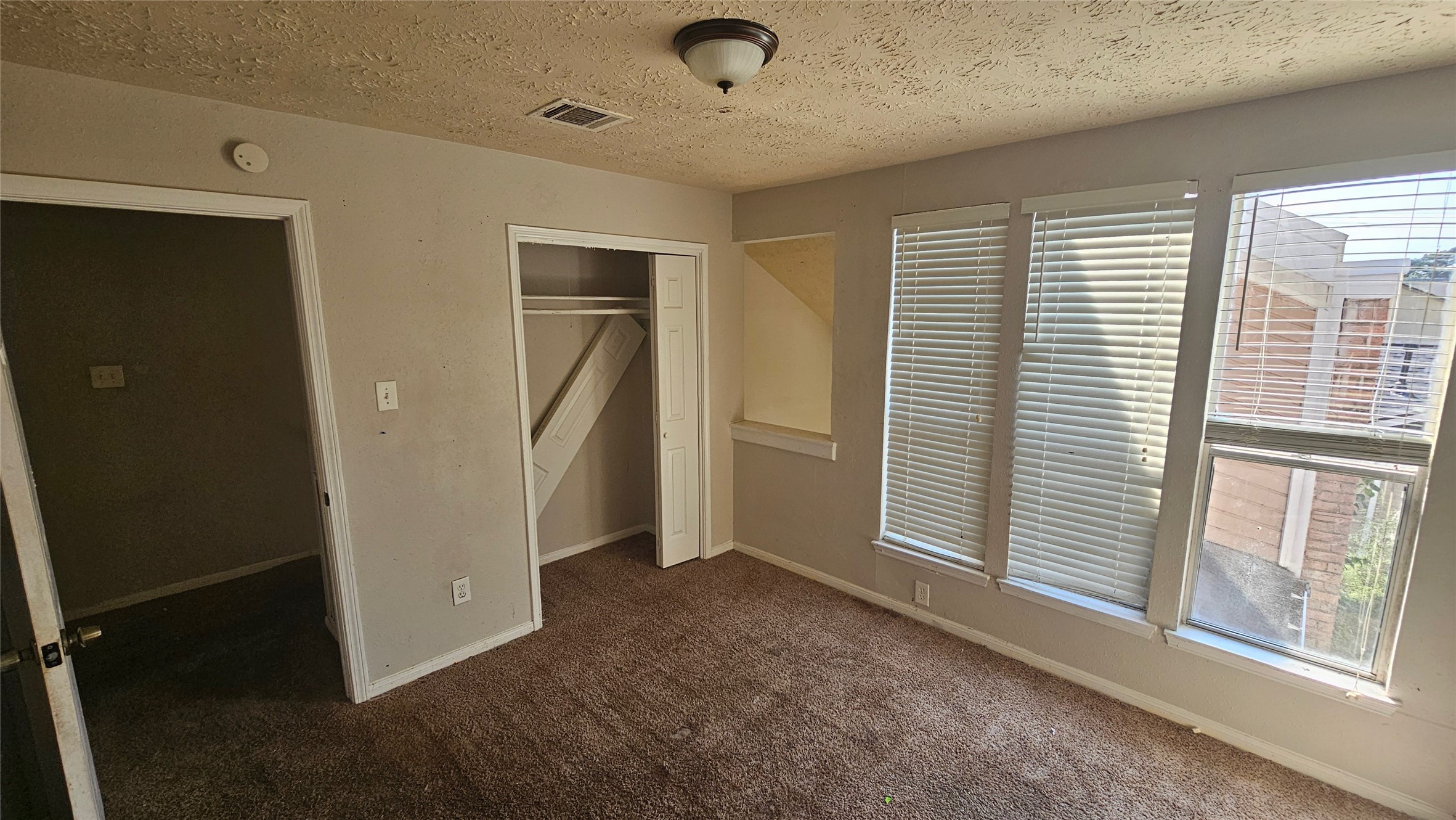 21431 Park Mount Drive Property Photo 23