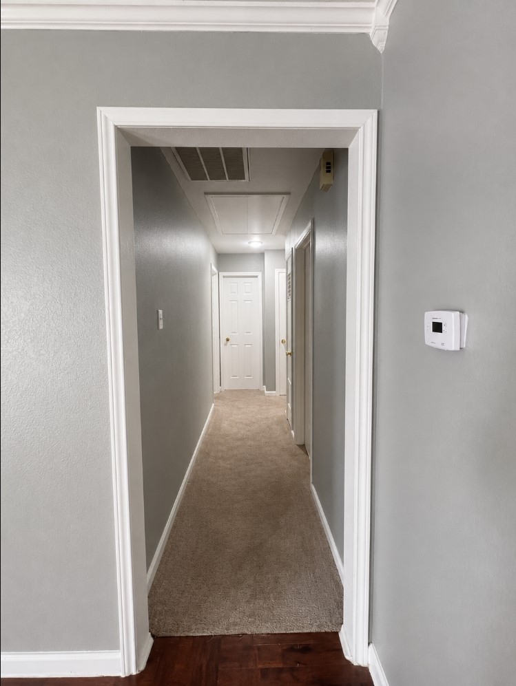 1325 Northbrook Drive Property Photo 3
