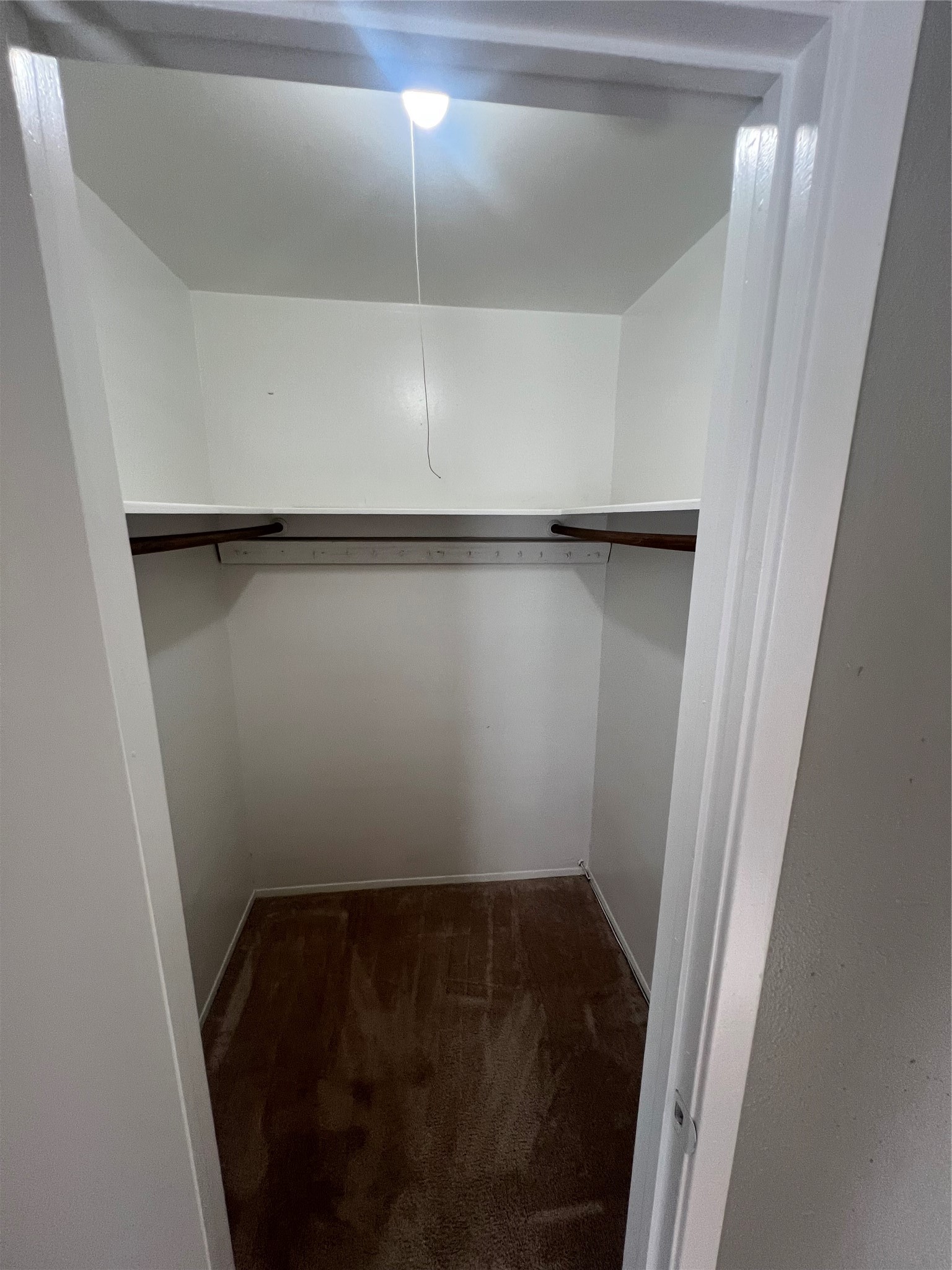 1325 Northbrook Drive Property Photo 8