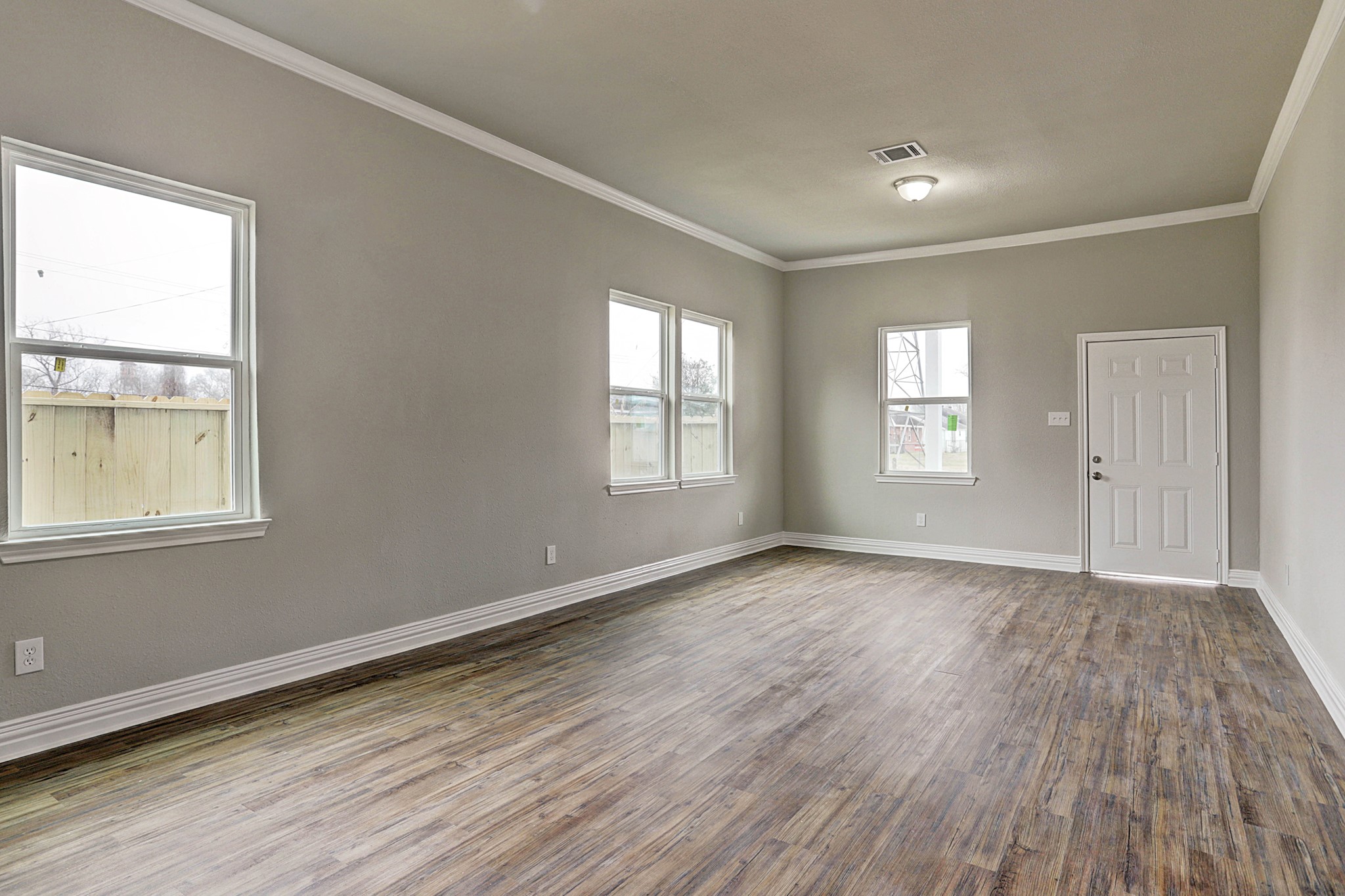 1603 Bigelow Street Property Photo 4