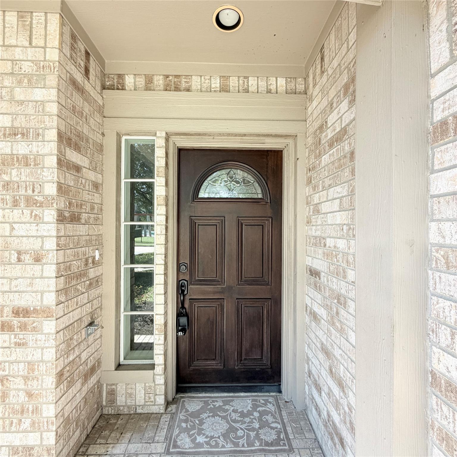 10707 Overton Circle, Houston Tx 77065 Property Photo 4