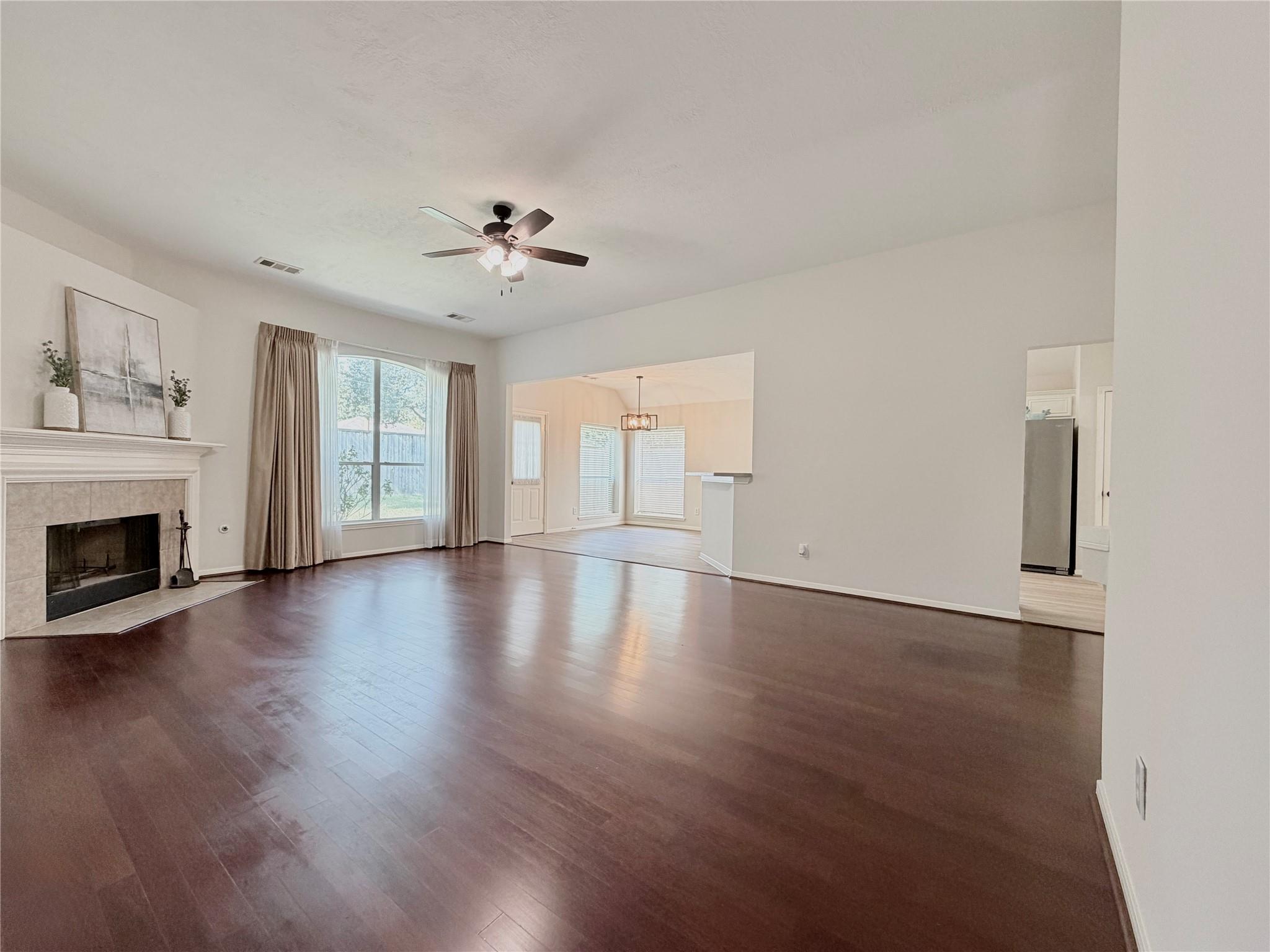 10707 Overton Circle, Houston Tx 77065 Property Photo 6