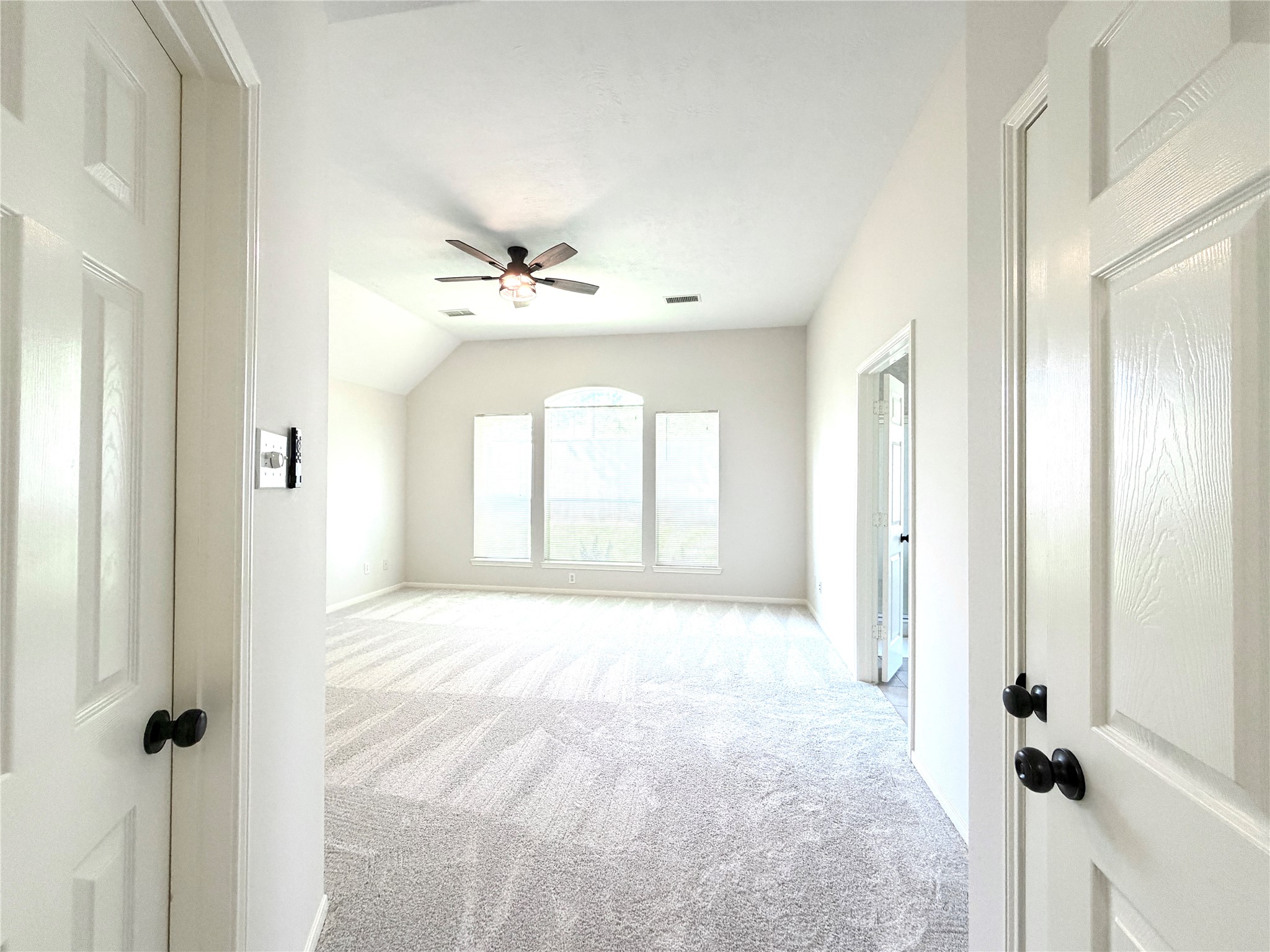 10707 Overton Circle Property Photo 28