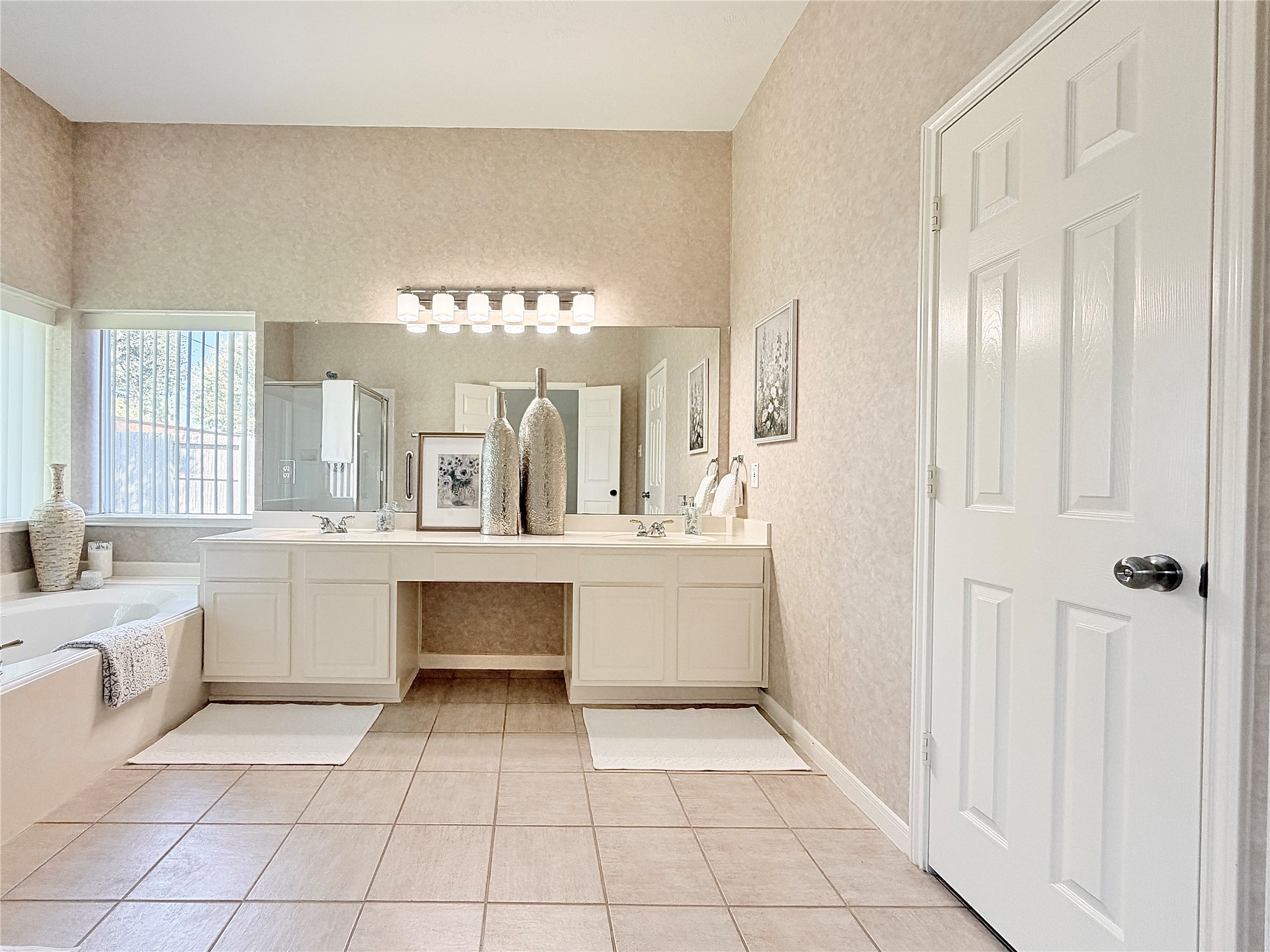 10707 Overton Circle Property Photo 33
