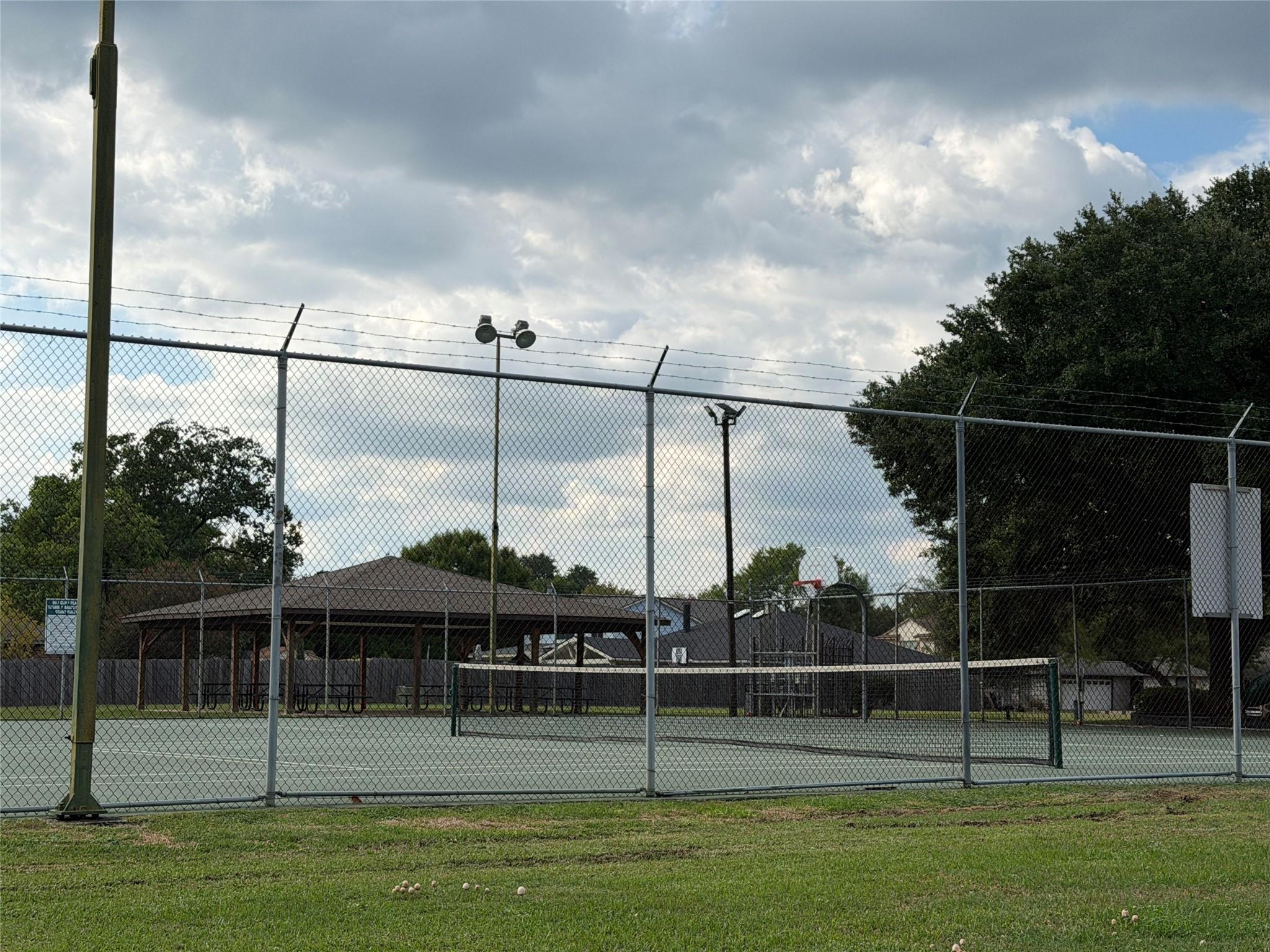 10707 Overton Circle, Houston Tx 77065 Property Photo 47