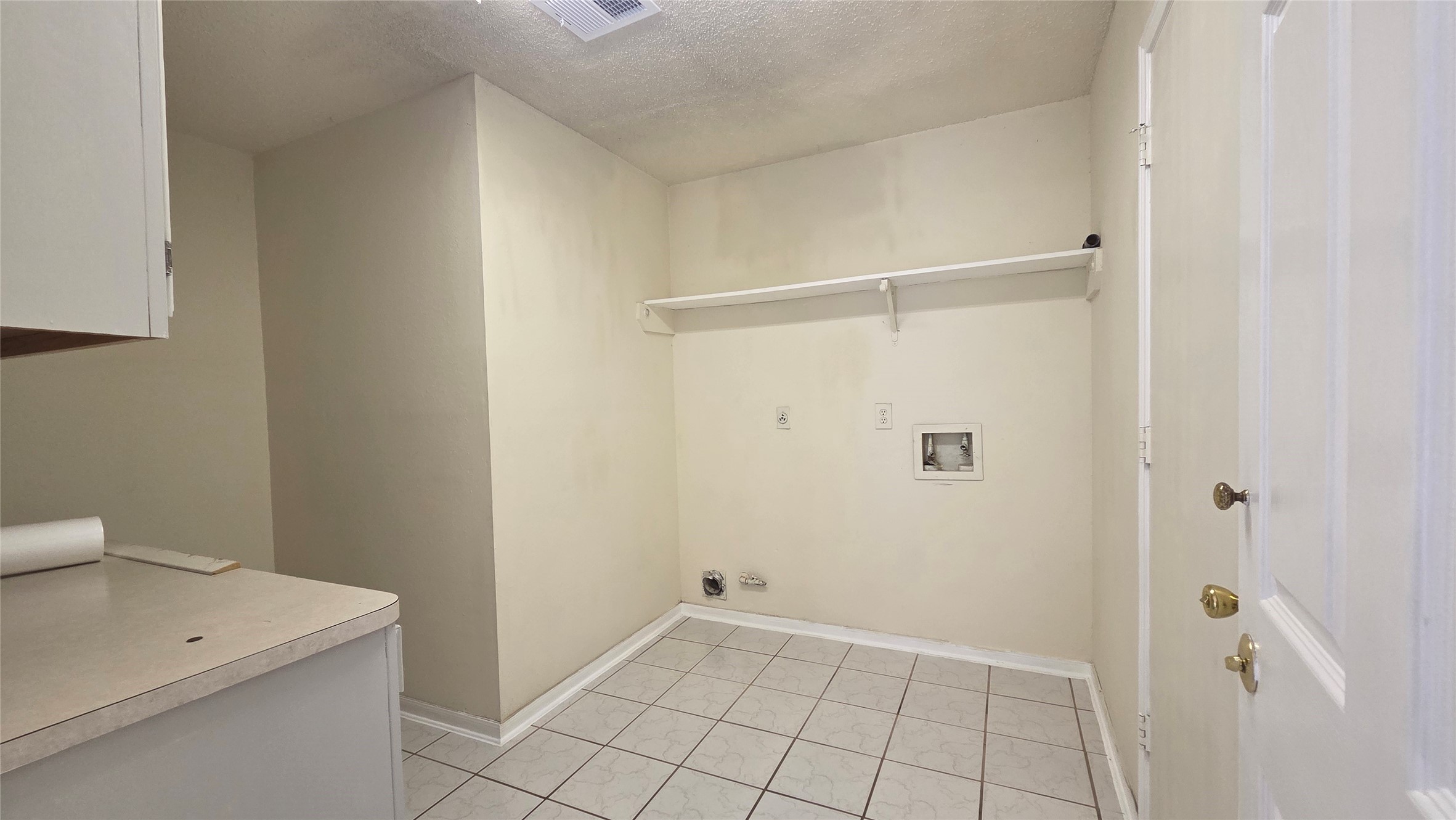 15006 Delbarton Drive Property Photo 10