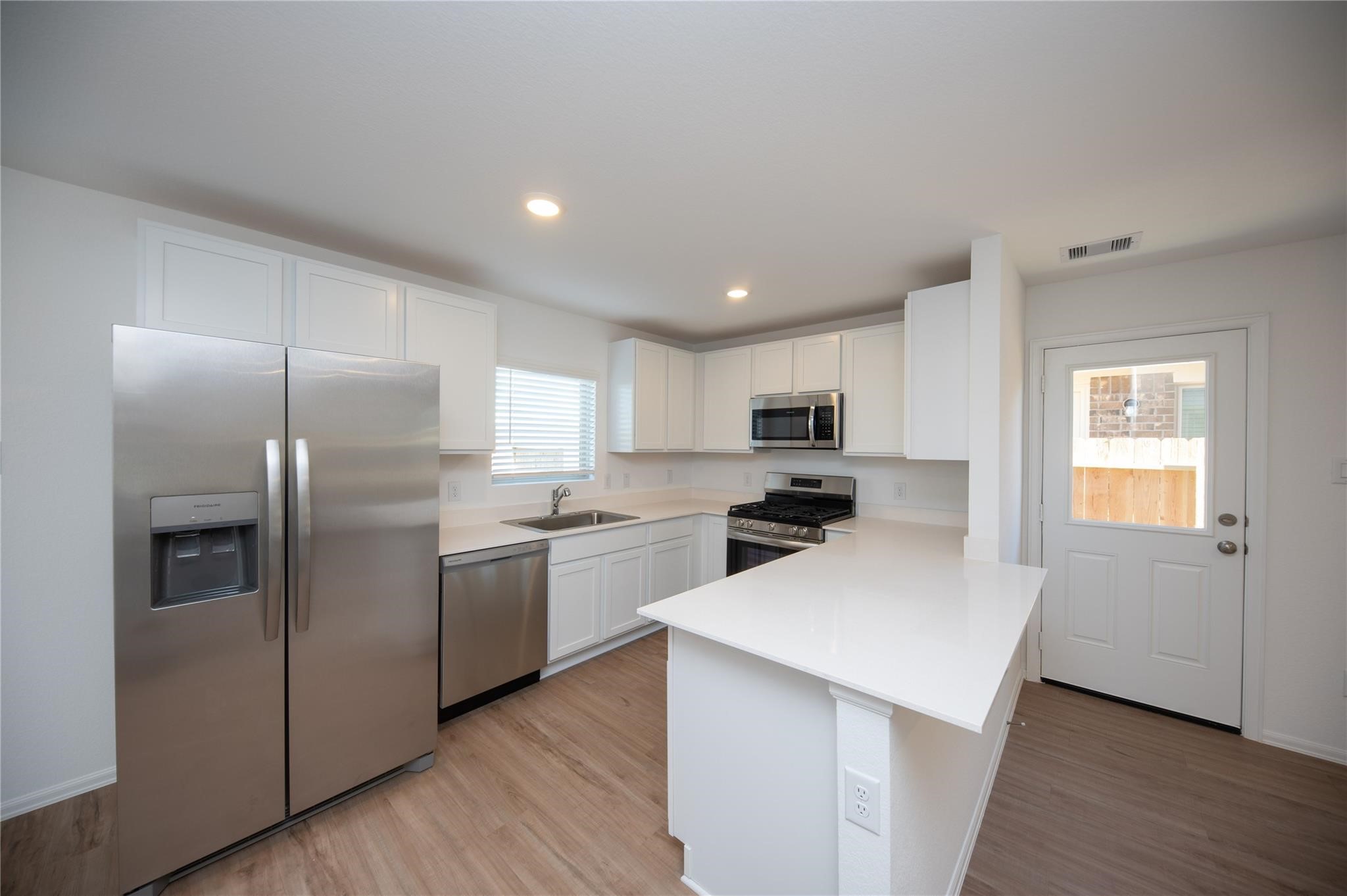 7235 Gorrion Property Photo 10