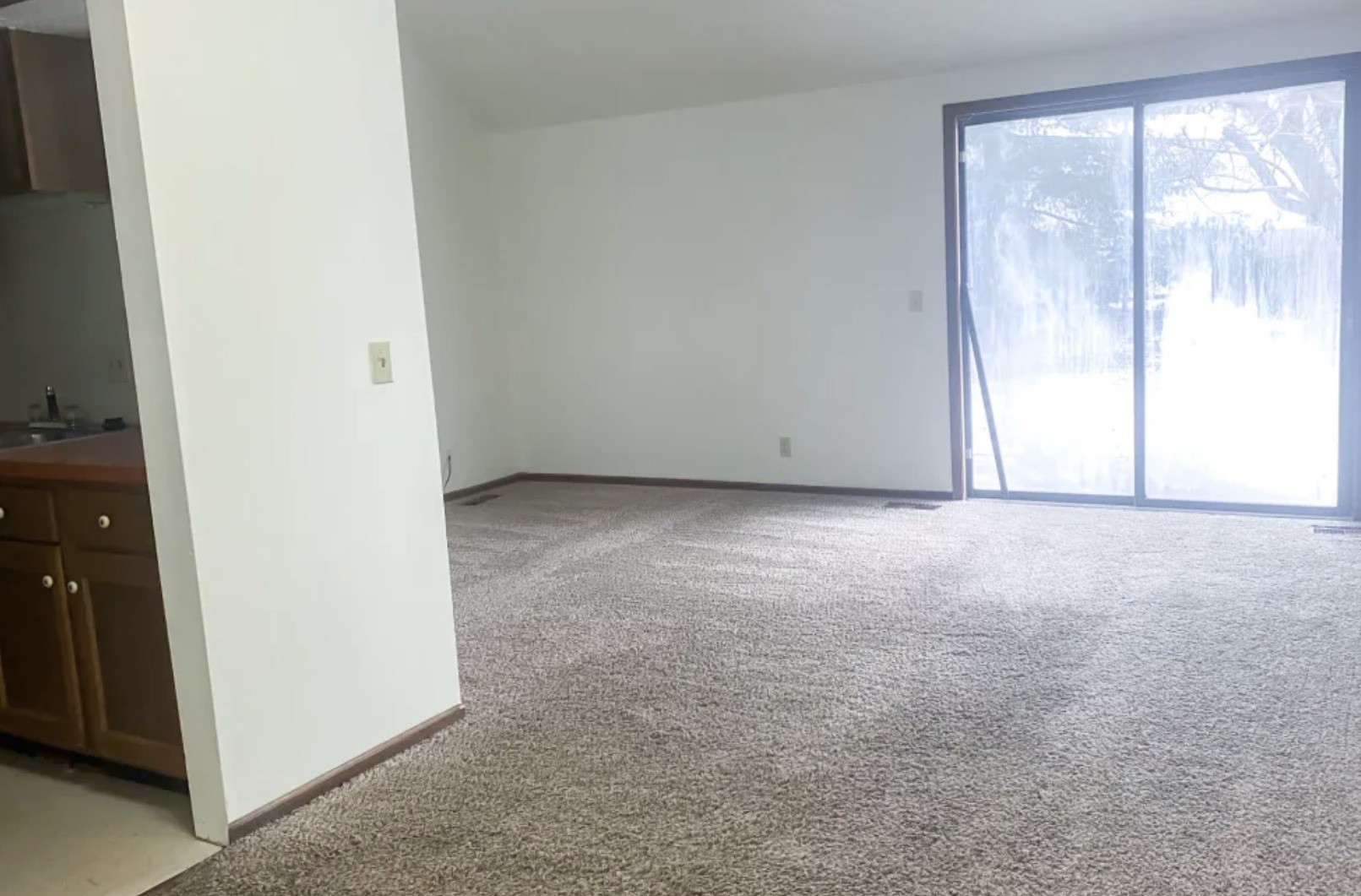418 Cadillac Property Photo 8