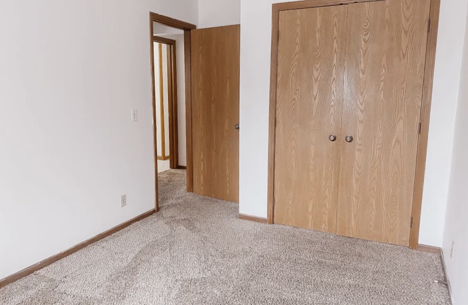 418 Cadillac Property Photo 10