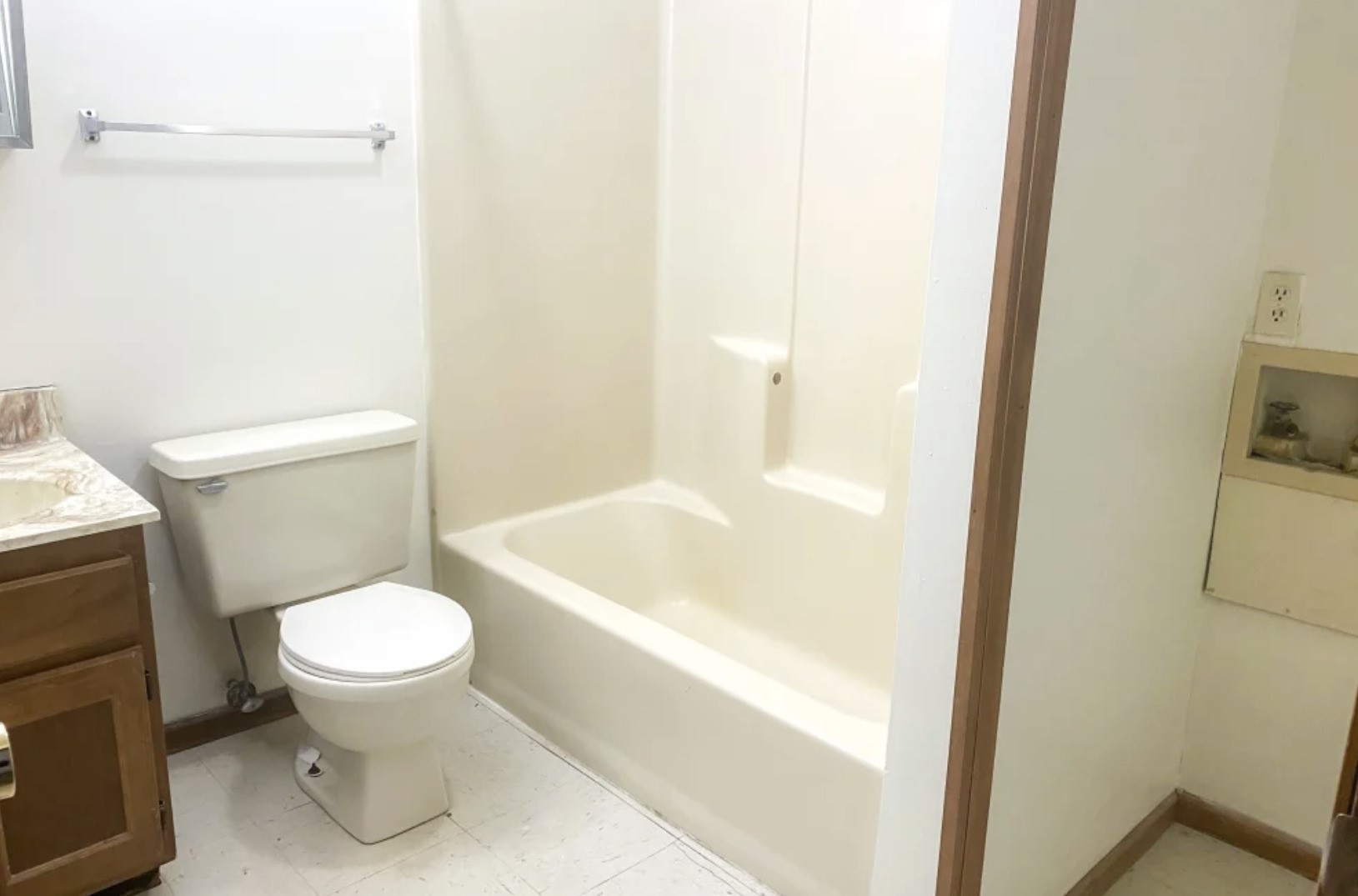 418 Cadillac Property Photo 14