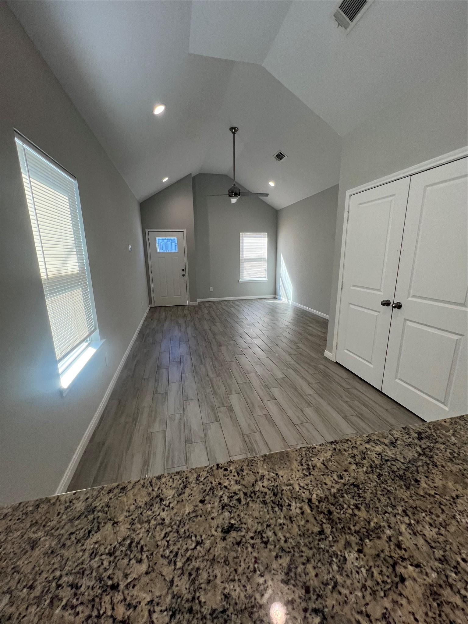 833 Omeara Property Photo 6