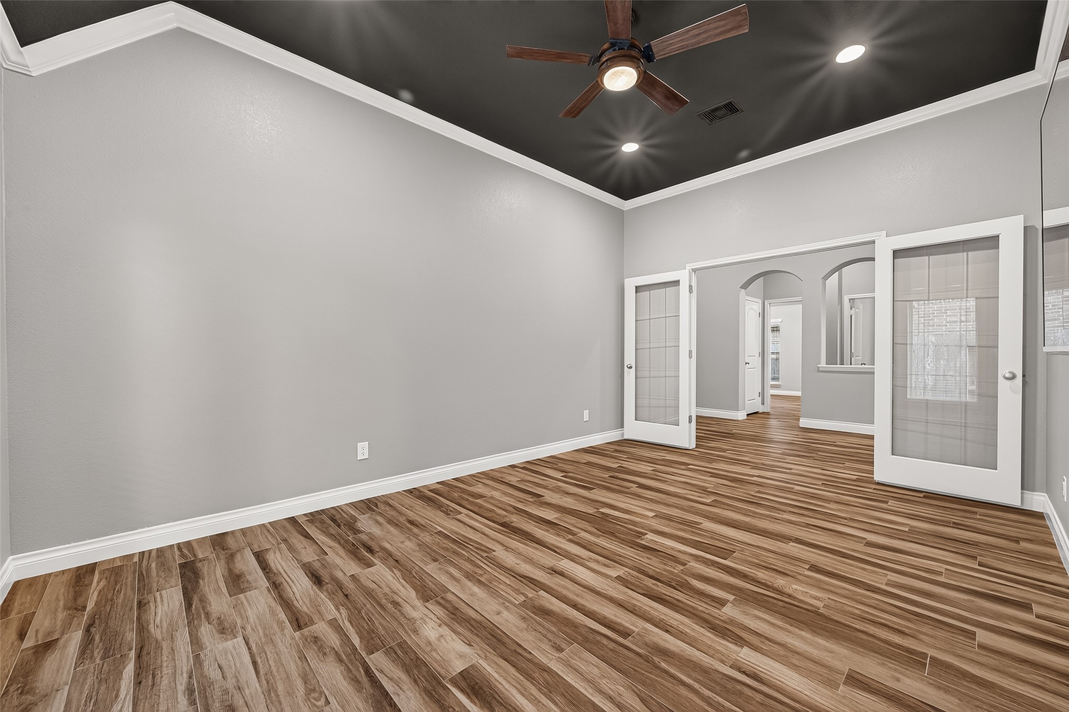 6515 Arroyo Springs Lane Property Photo 8