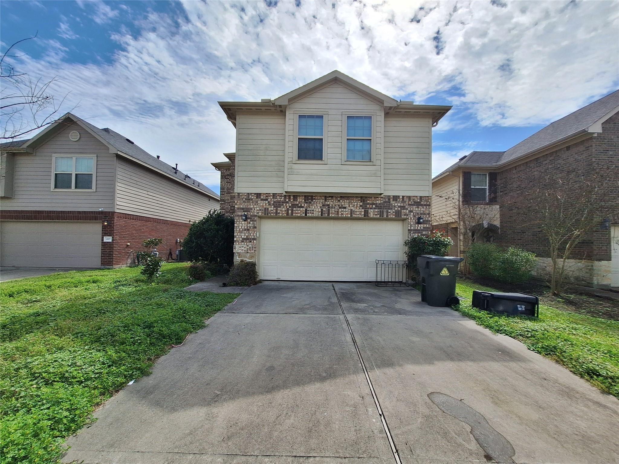211 Sea Breeze Drive, Bacliff Tx 77518 Property Photo 3