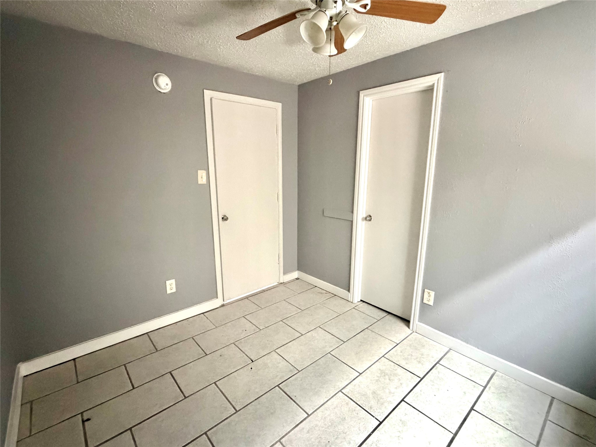 7018 1/2 Avenue F 6 Property Photo 6