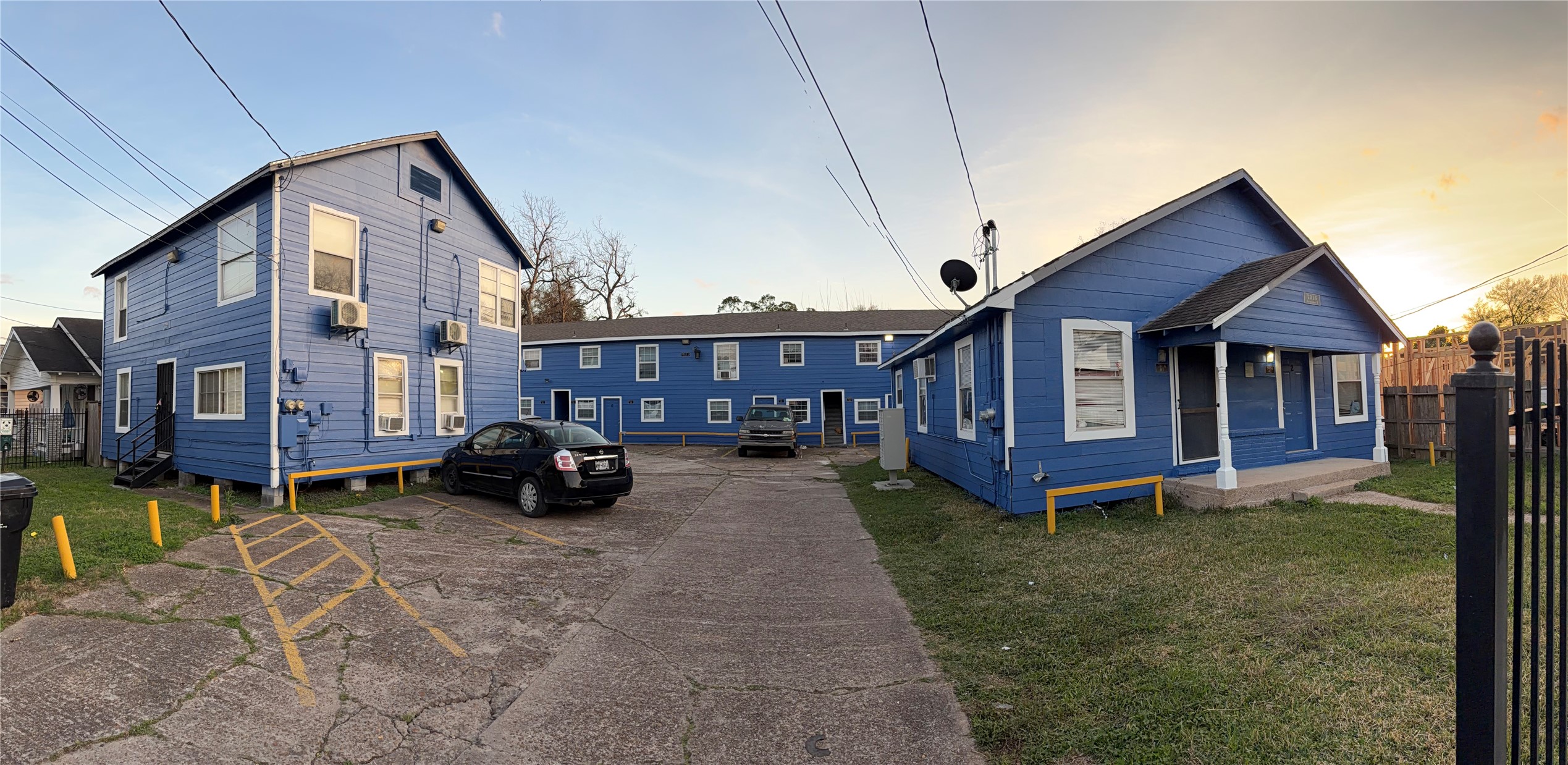 7018 1/2 Avenue F 6 Property Photo 9