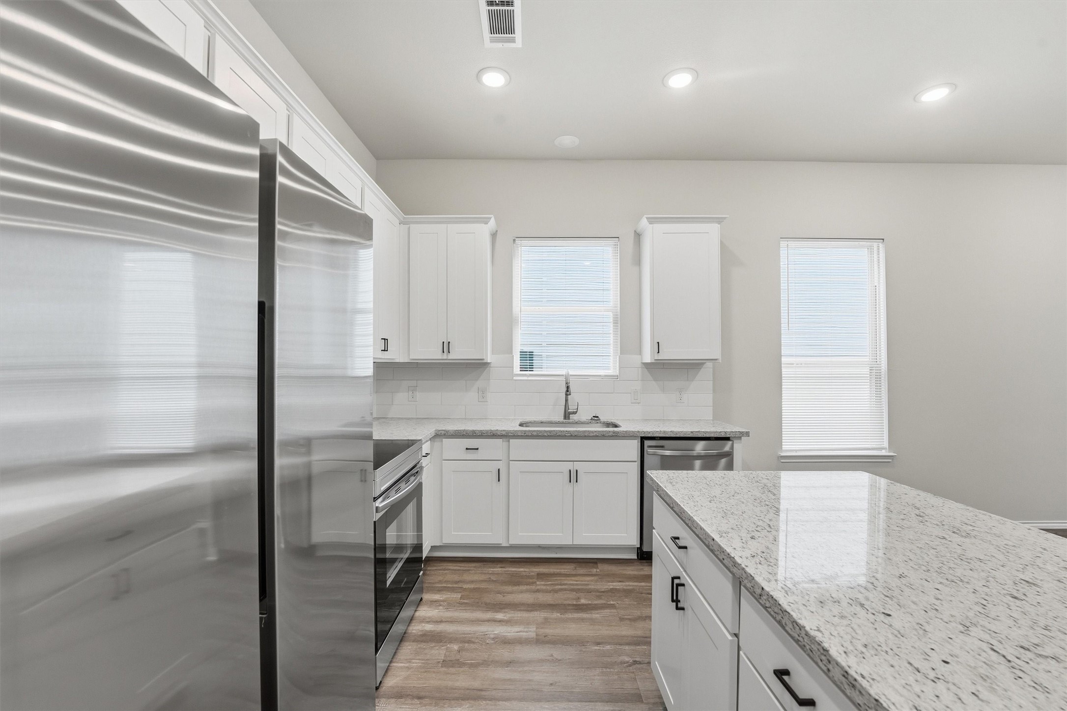 10176 Barberry Street Property Photo 12
