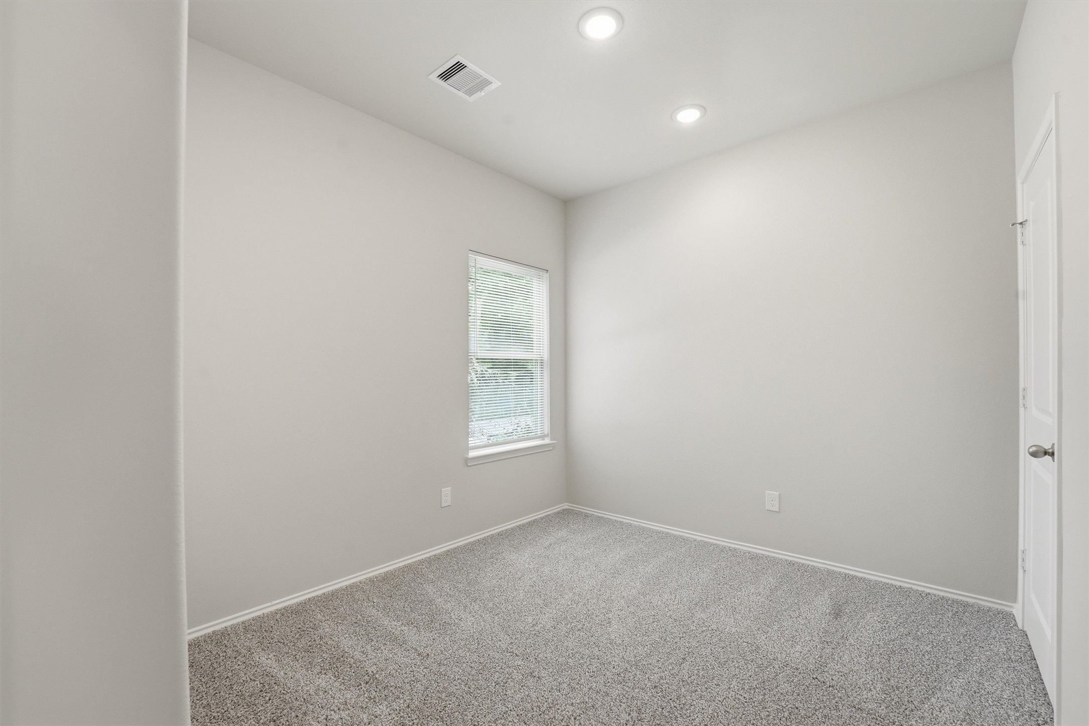 10176 Barberry Street Property Photo 24