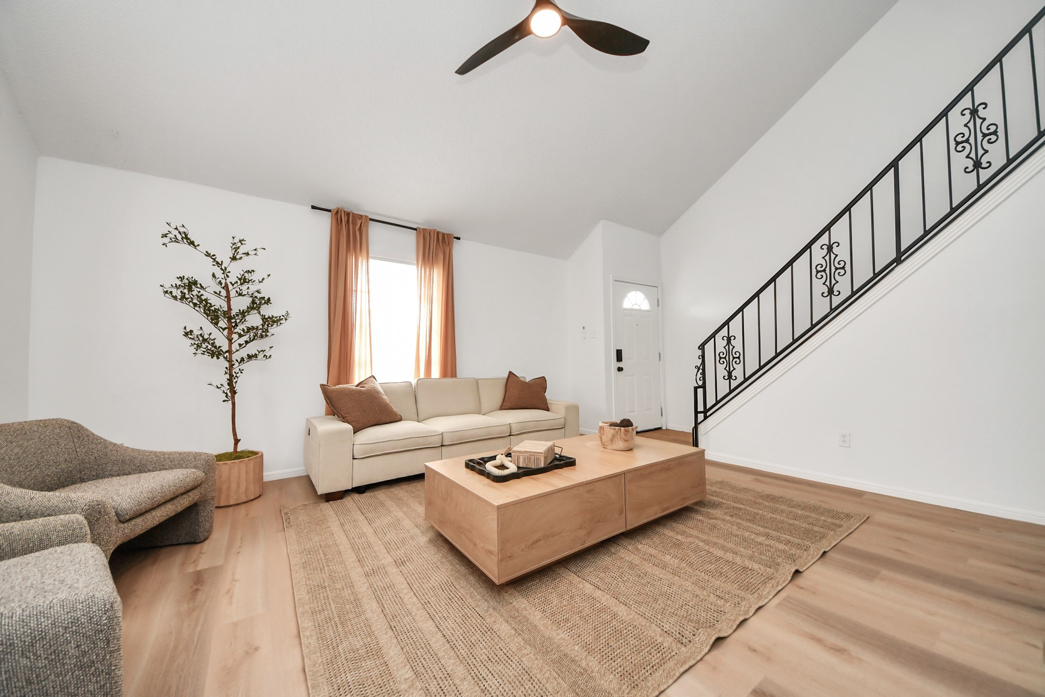 8631 Valley Ledge Drive Property Photo 4