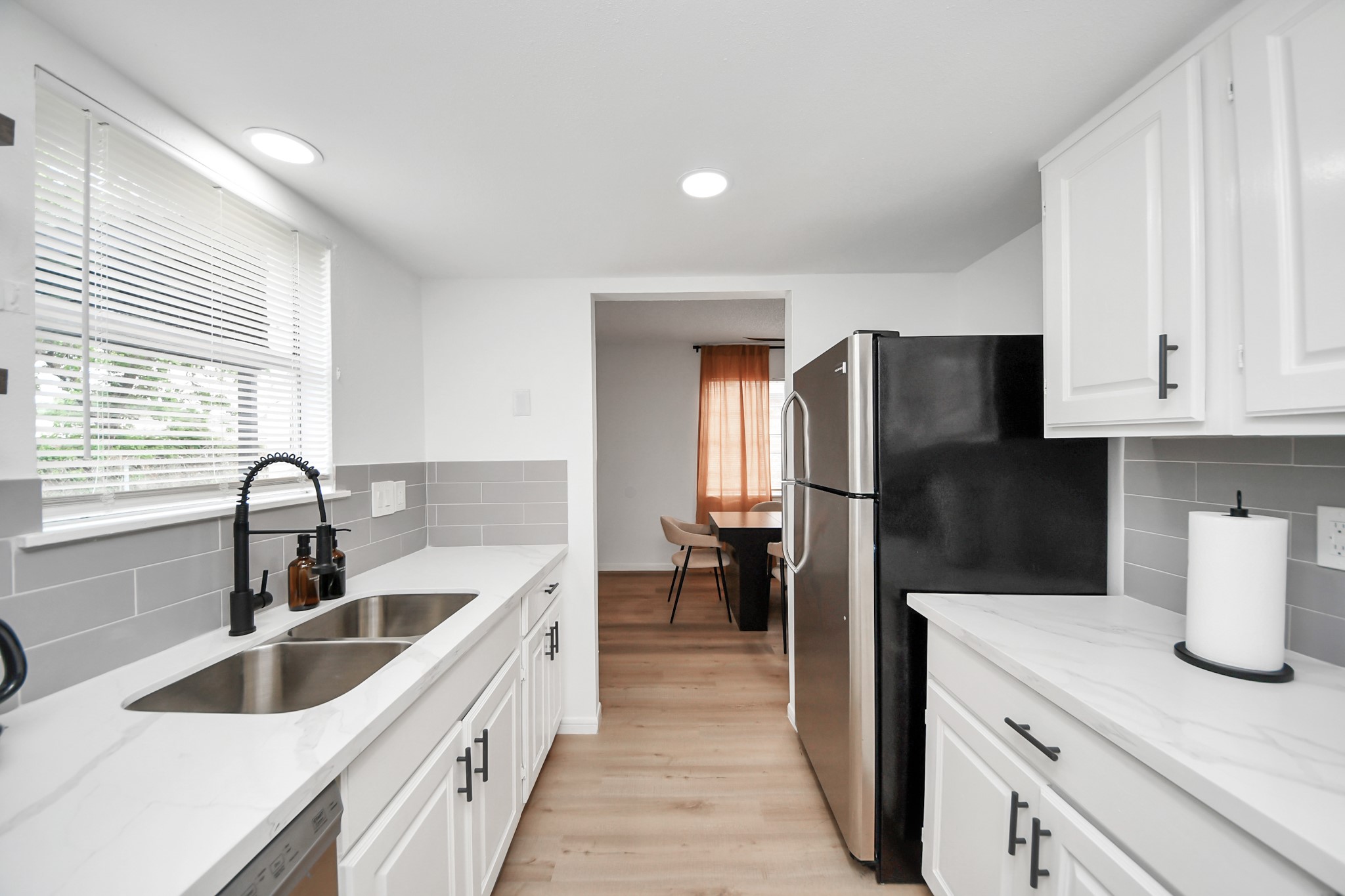8631 Valley Ledge Drive Property Photo 10