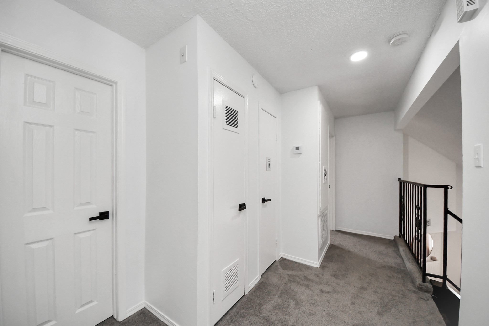 8631 Valley Ledge Drive Property Photo 12