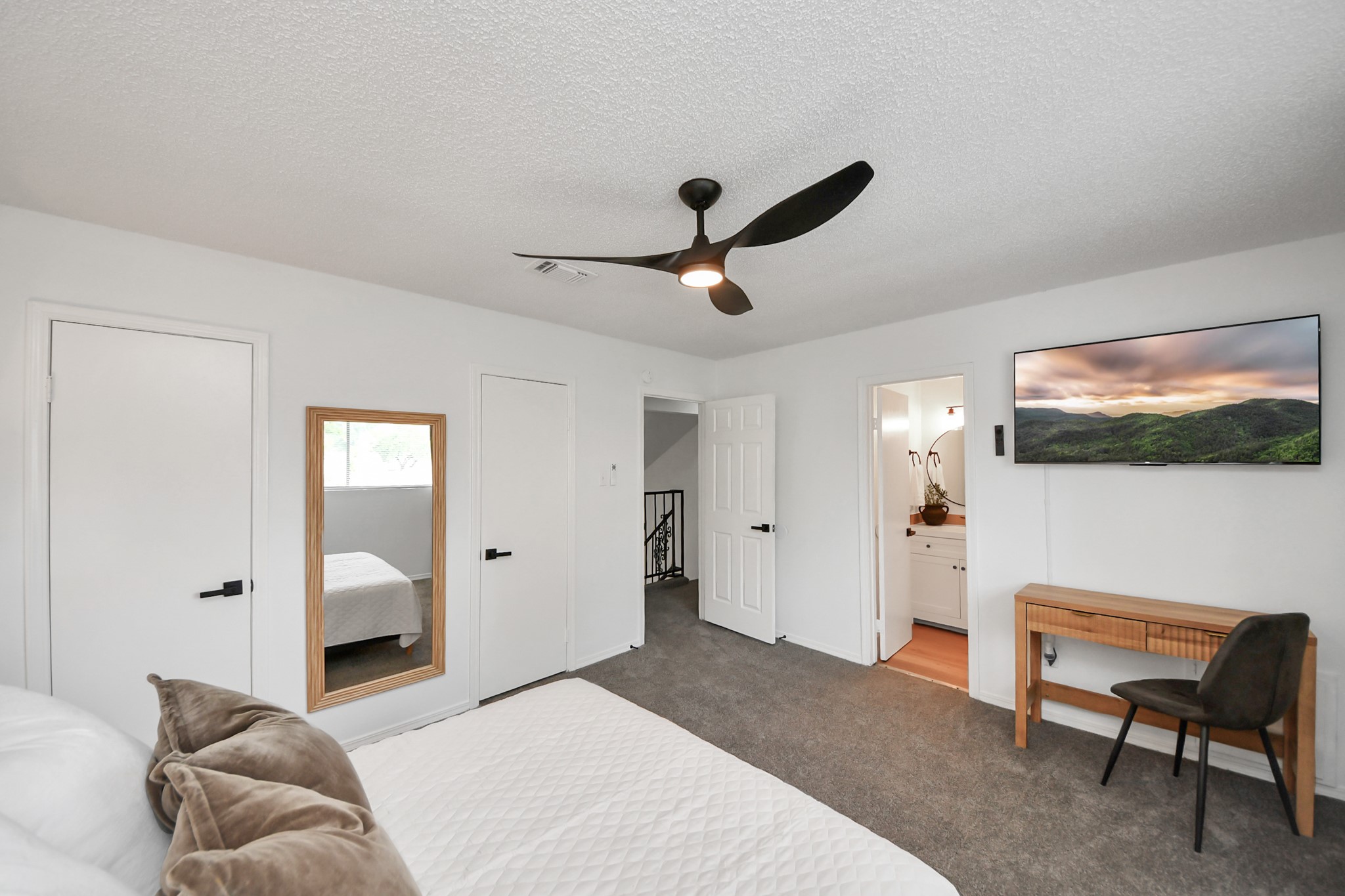 8631 Valley Ledge Drive Property Photo 18
