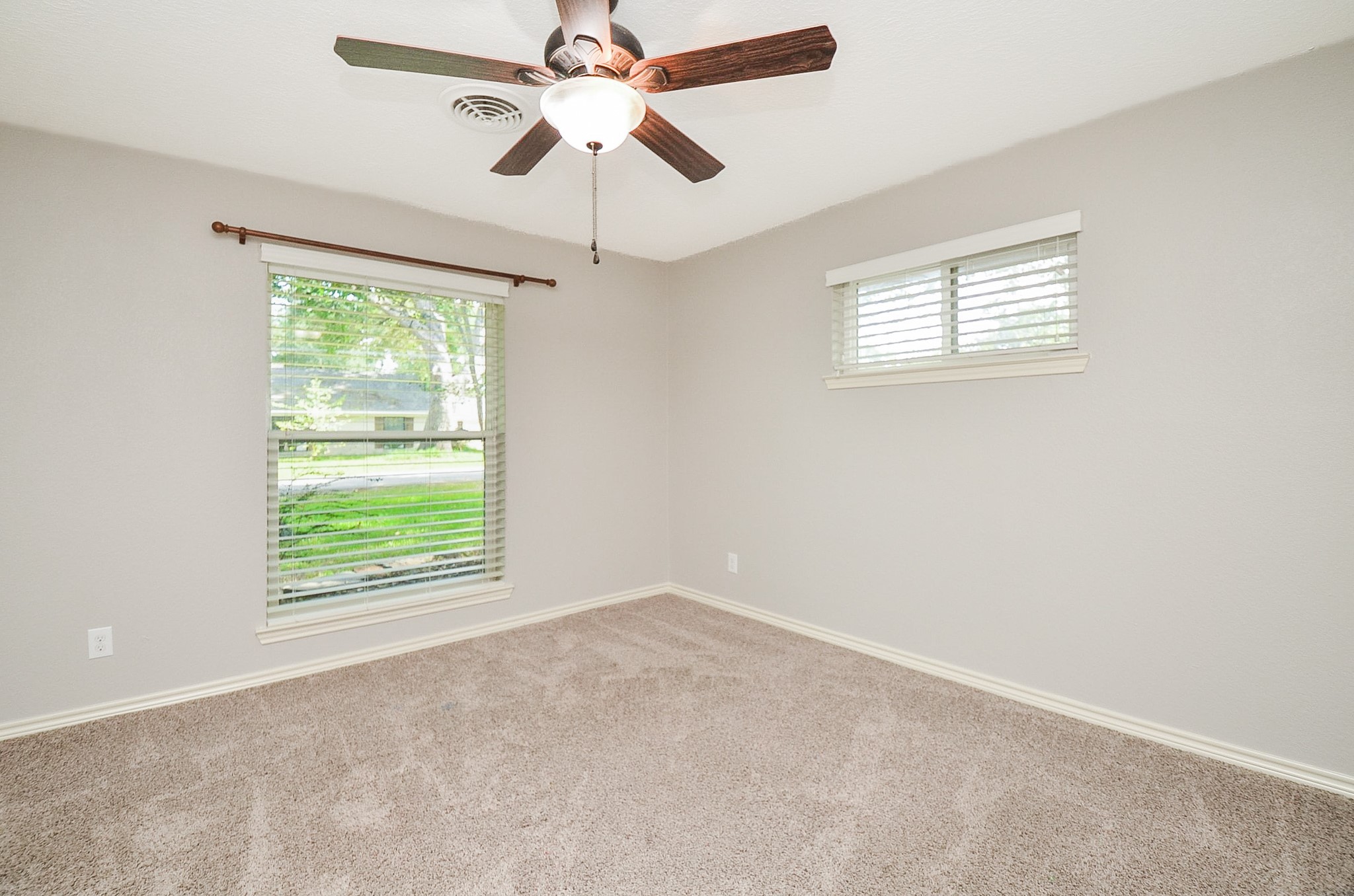 2615 Brazeal Street Property Photo 23