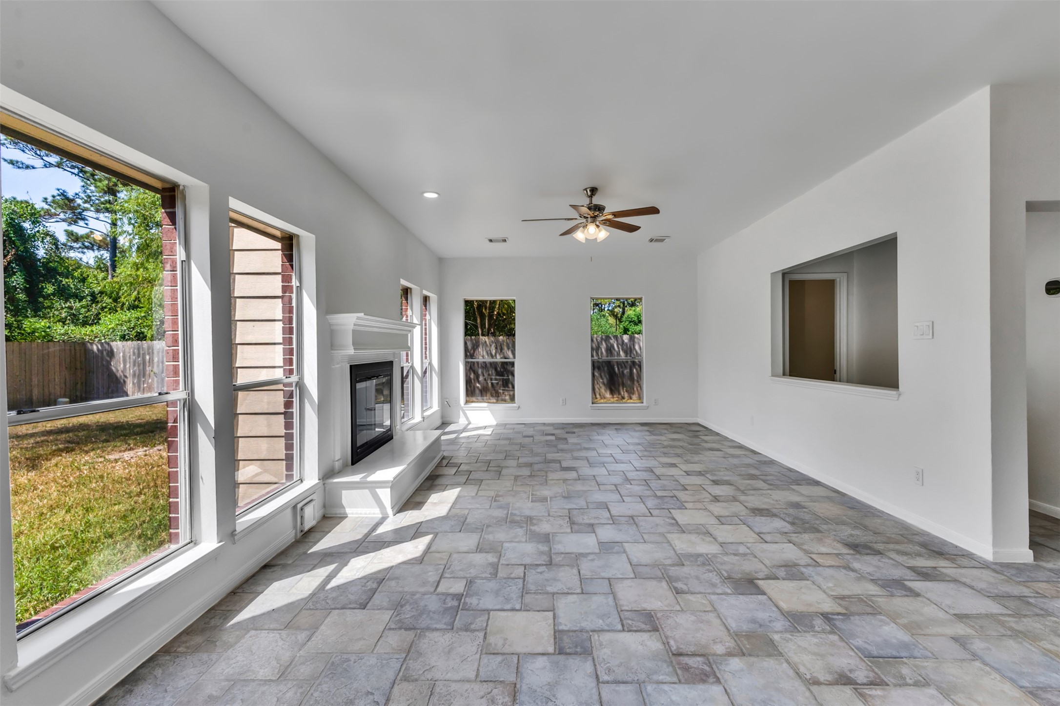 1019 Highland Woods Drive Property Photo 14