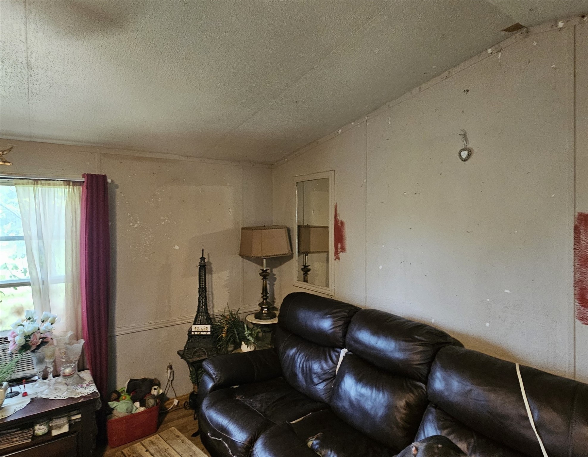 495 Florida Lane Property Photo 5