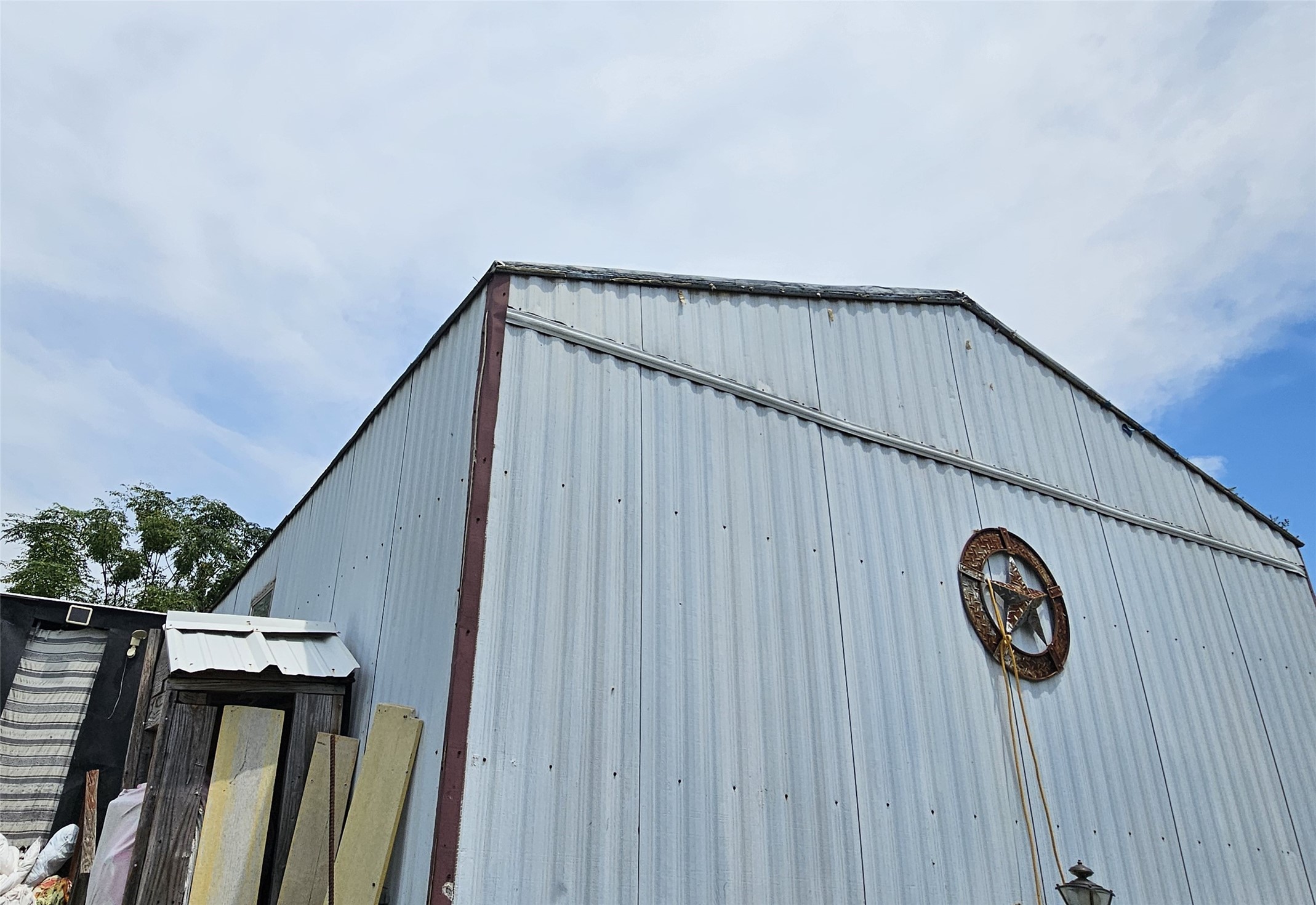 495 Florida Lane Property Photo 27