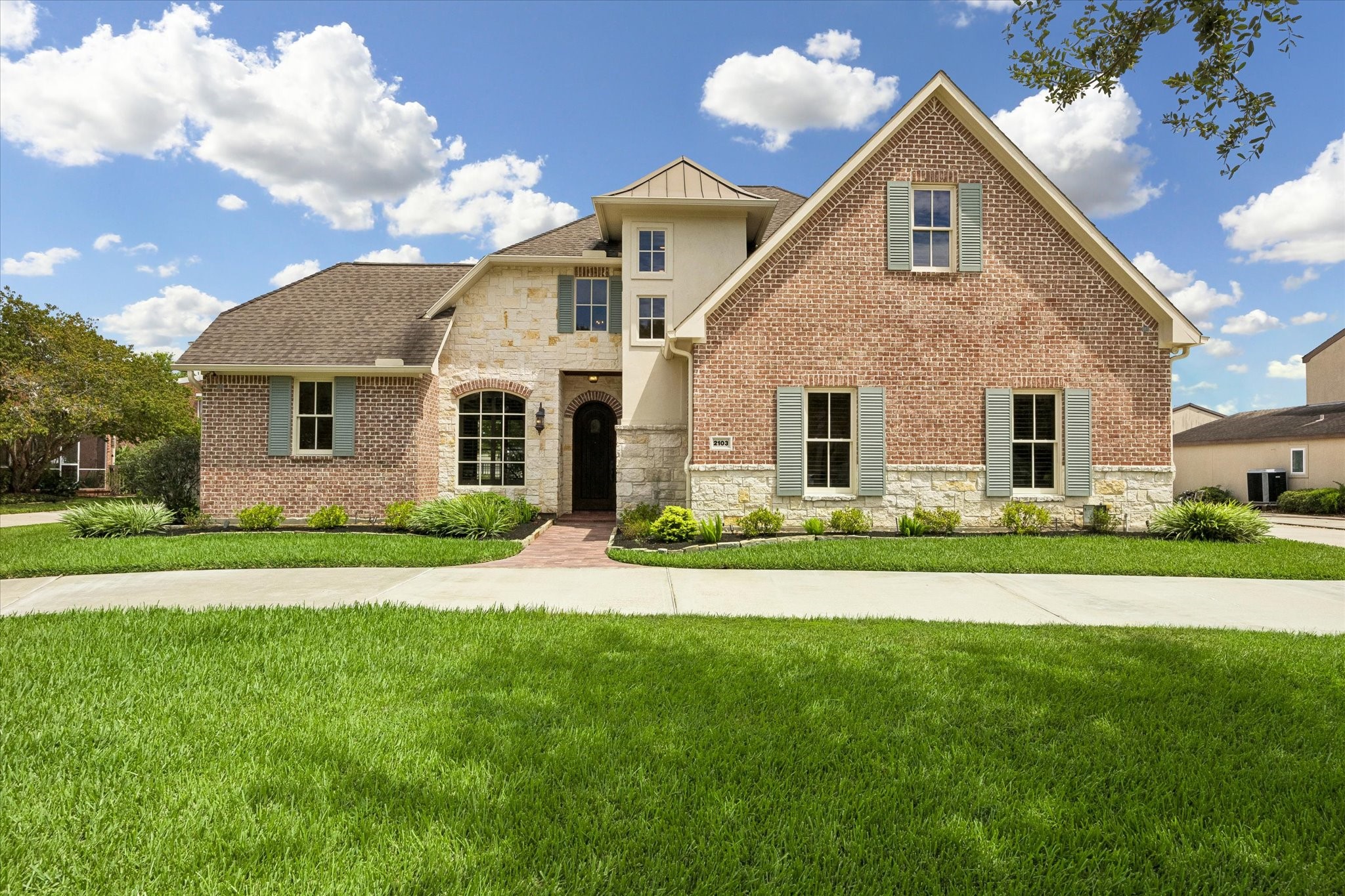 2103 Airline Drive