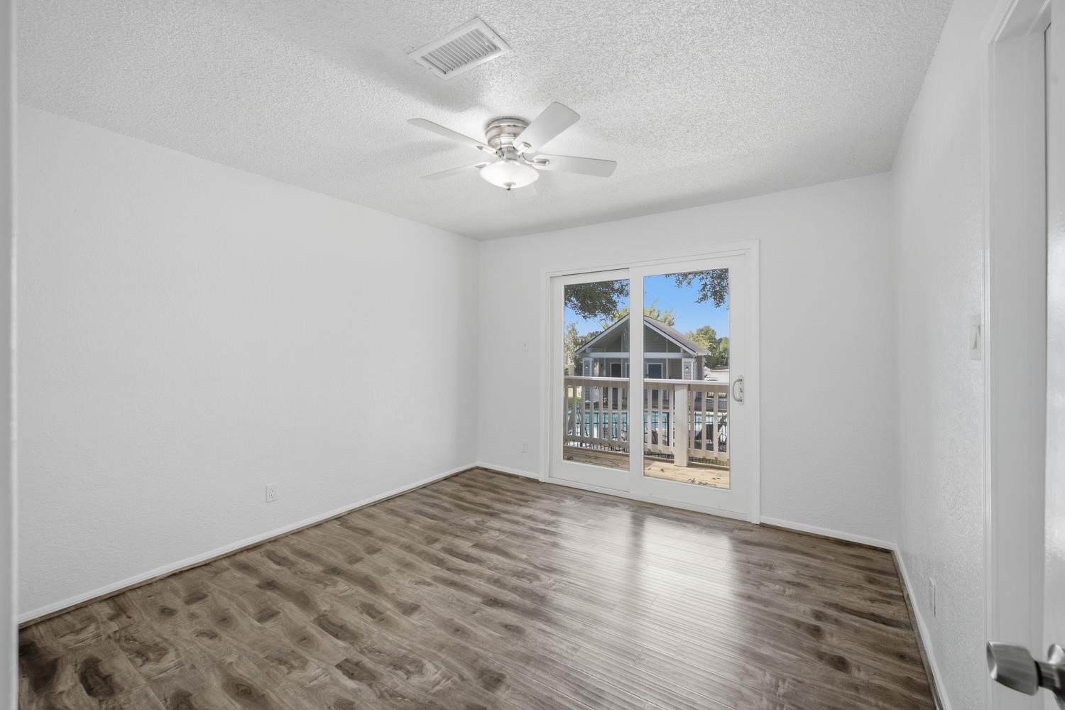 111 Dunbar Estates Drive 803 Property Photo 11