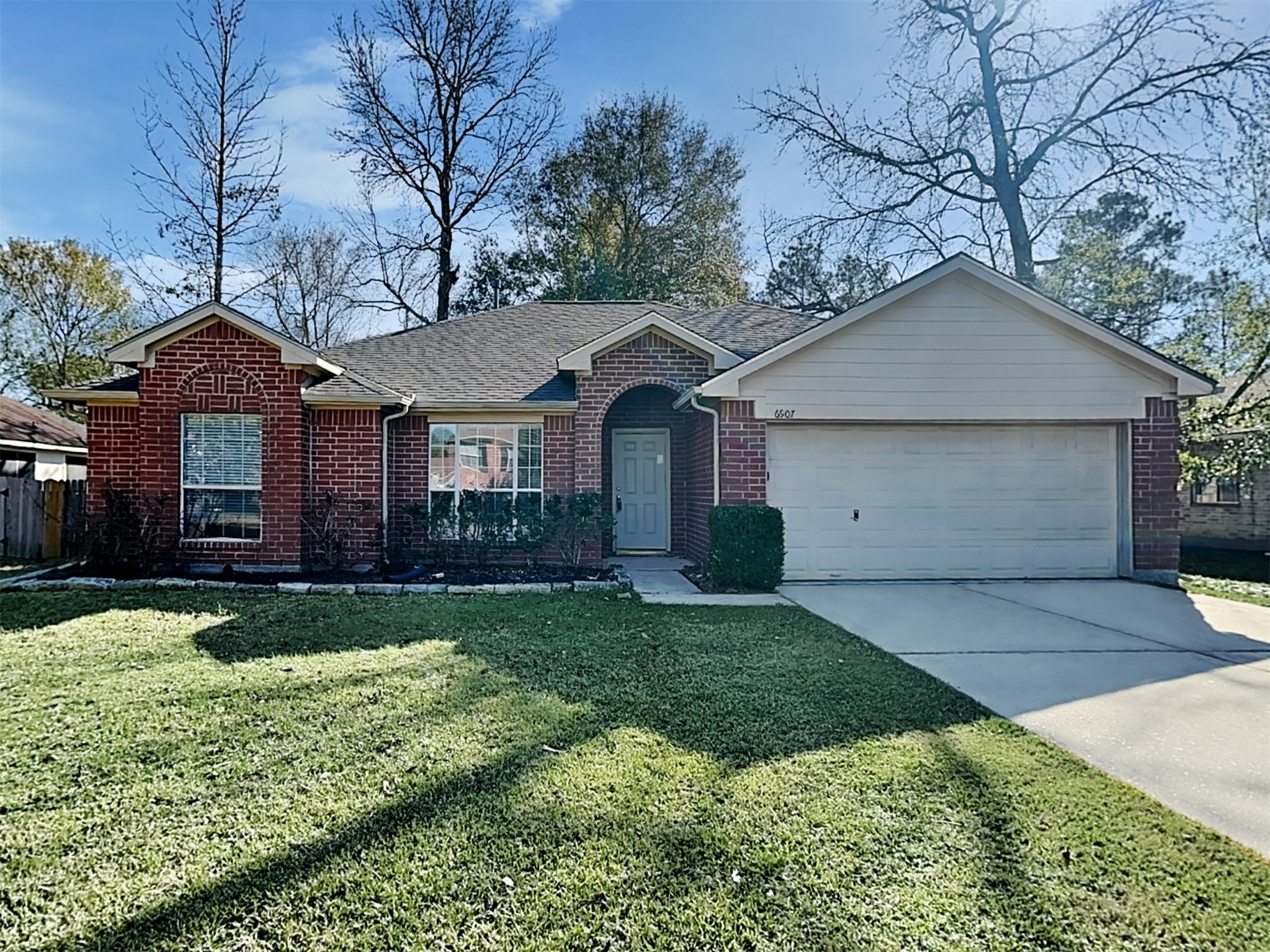 6907 Grant Drive Property Photo 1