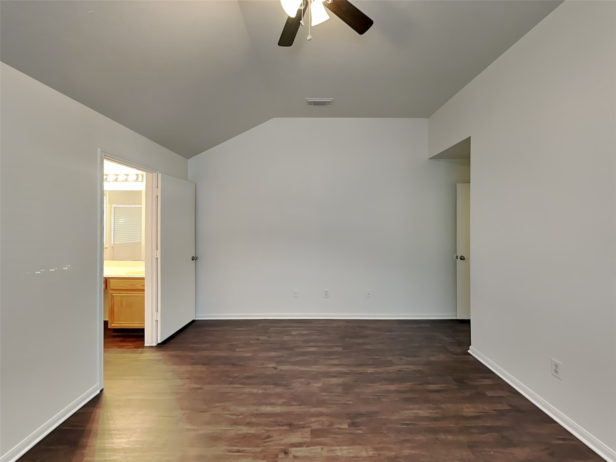 6907 Grant Drive Property Photo 12