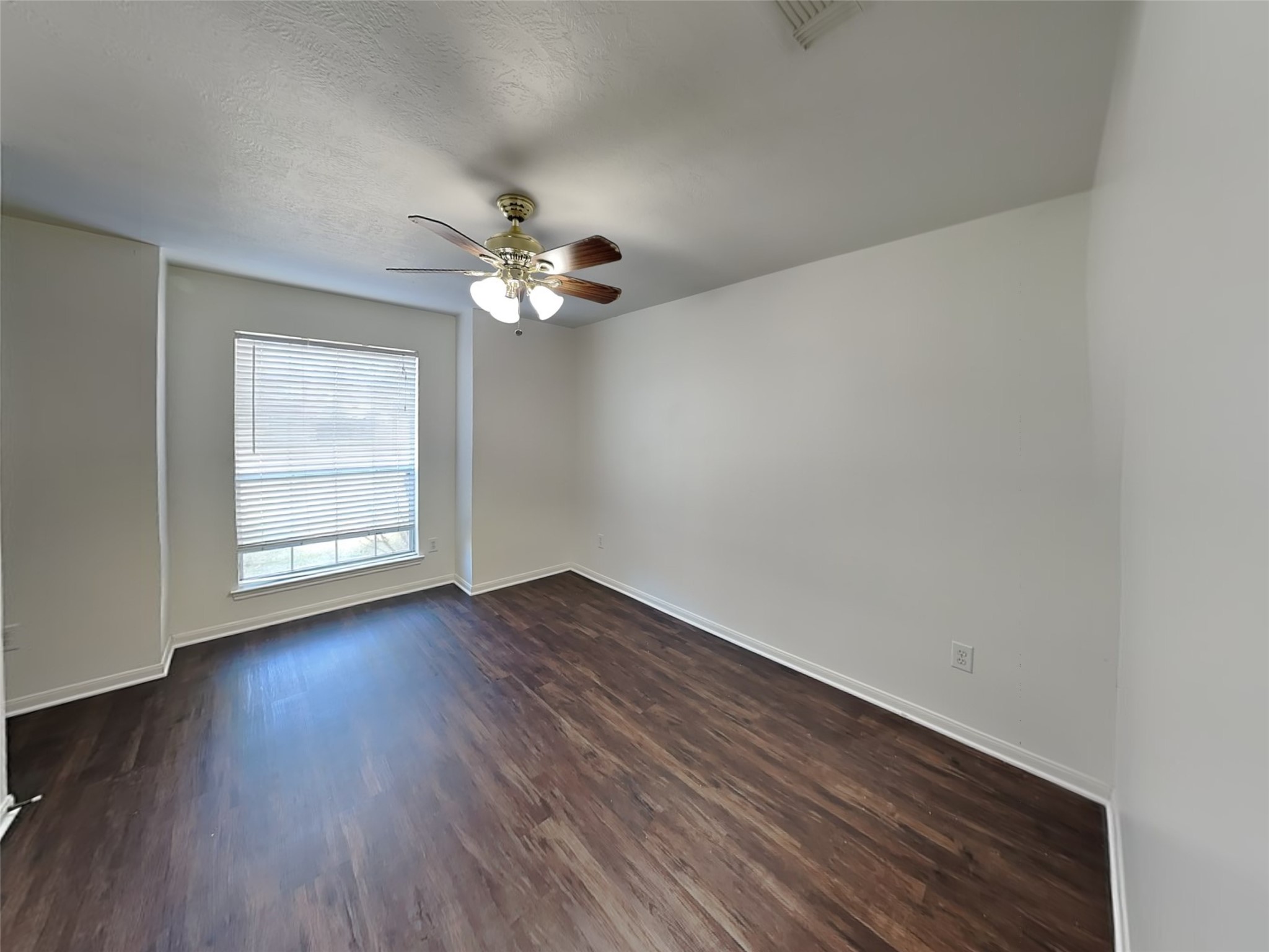 6907 Grant Drive Property Photo 15