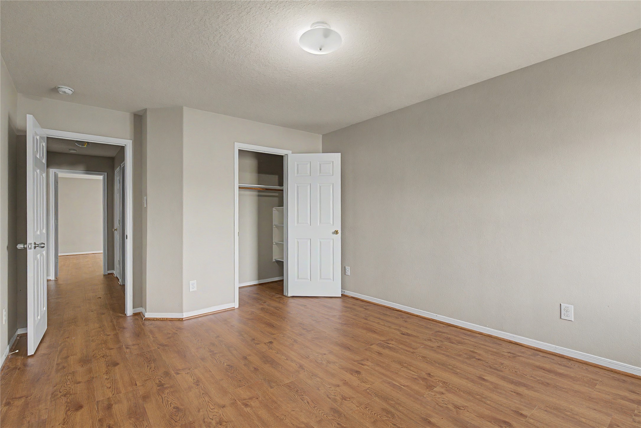 9947 Valance Way Property Photo 33