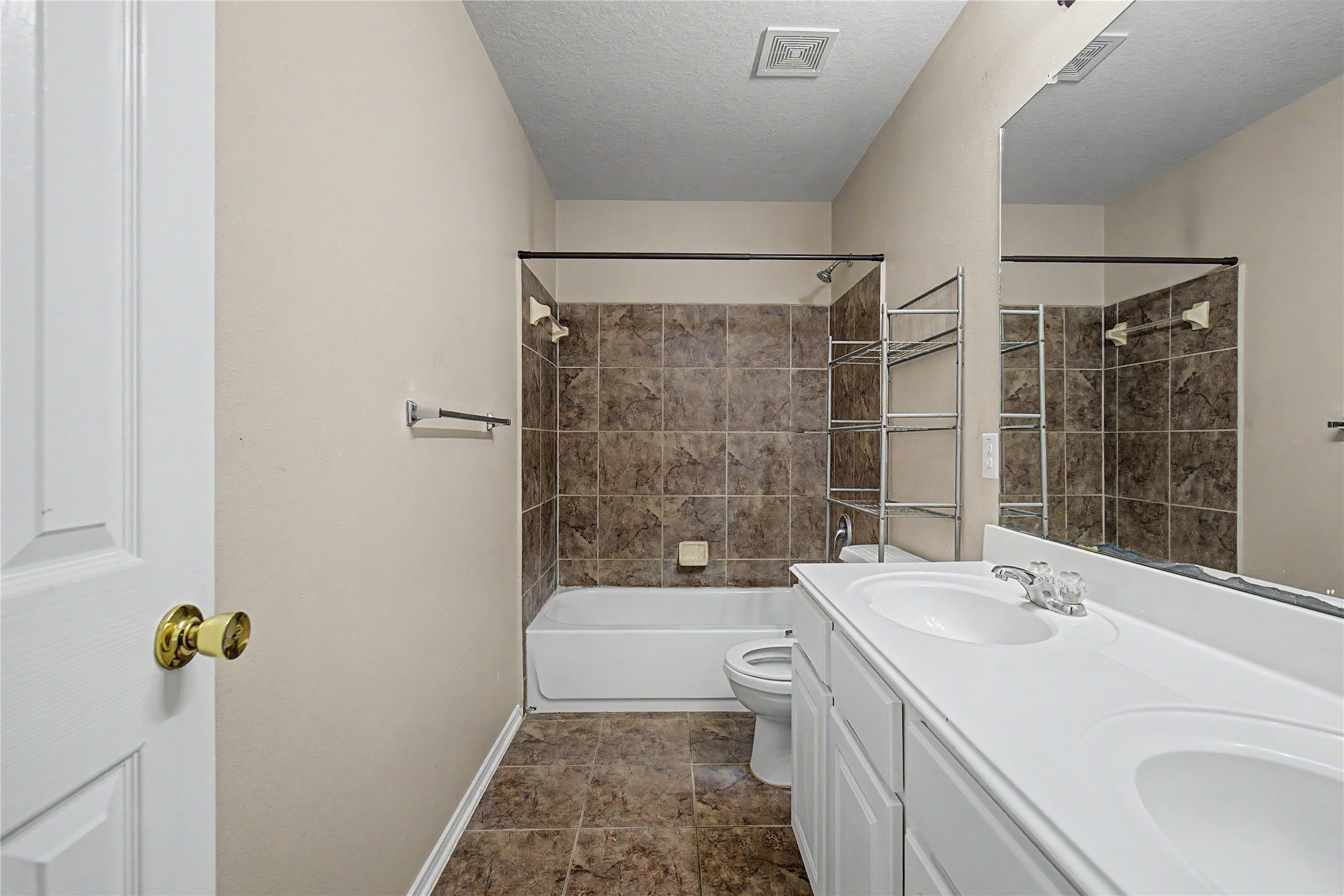 9947 Valance Way Property Photo 36