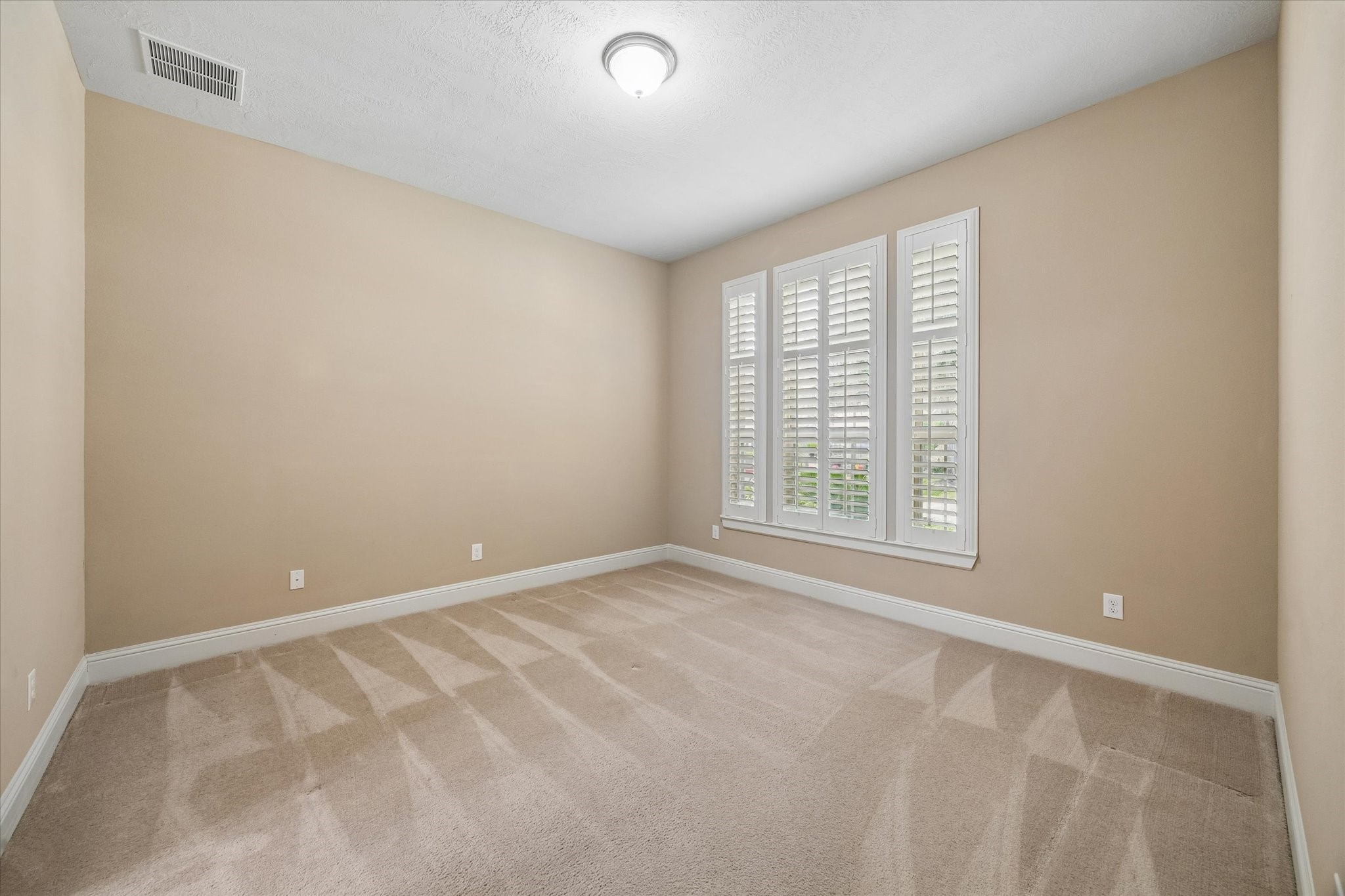 14407 Tivoli Drive Property Photo 21