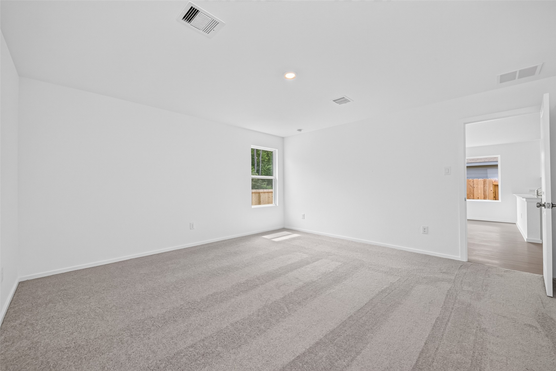 25568 Rose Creek Drive Property Photo 20