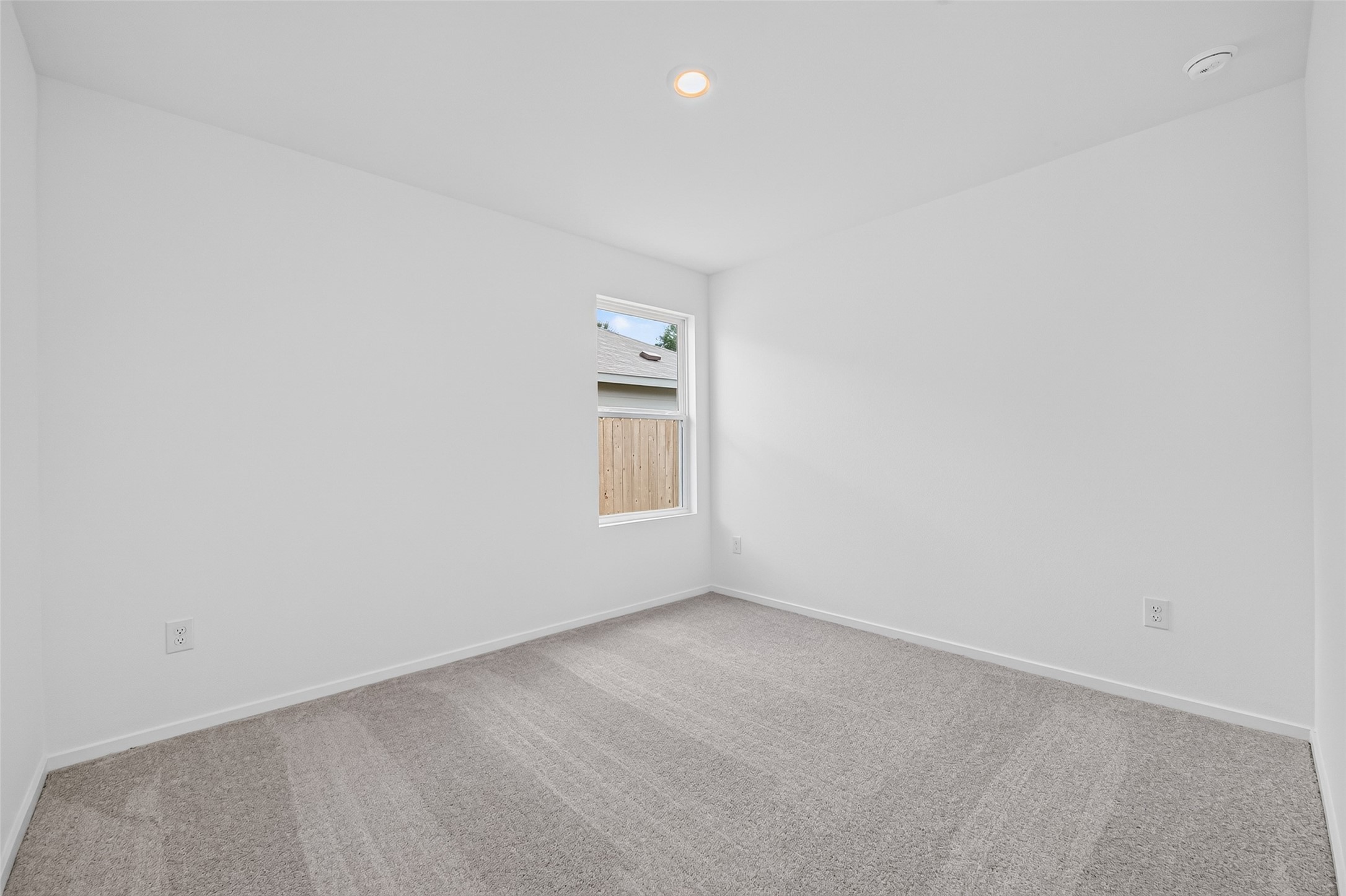 25568 Rose Creek Drive Property Photo 28